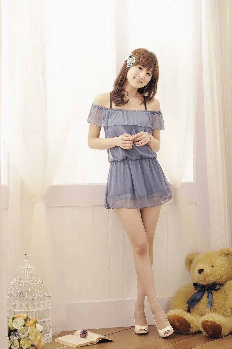 Mikako/张允霏《琴棚棚拍》写真集1