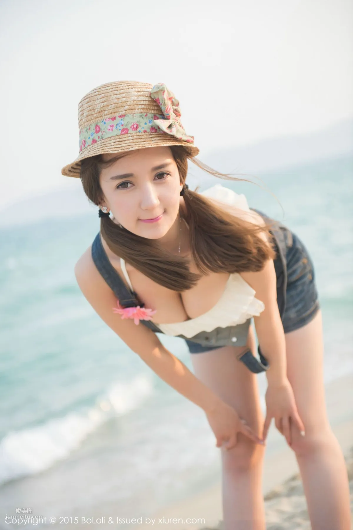 Monkey_Xiao Panshu Sanya Travel Shoot Cute and Beautiful Outdoor Shoot Series [Boluoshe] Vol.015 Photo Set photo 42