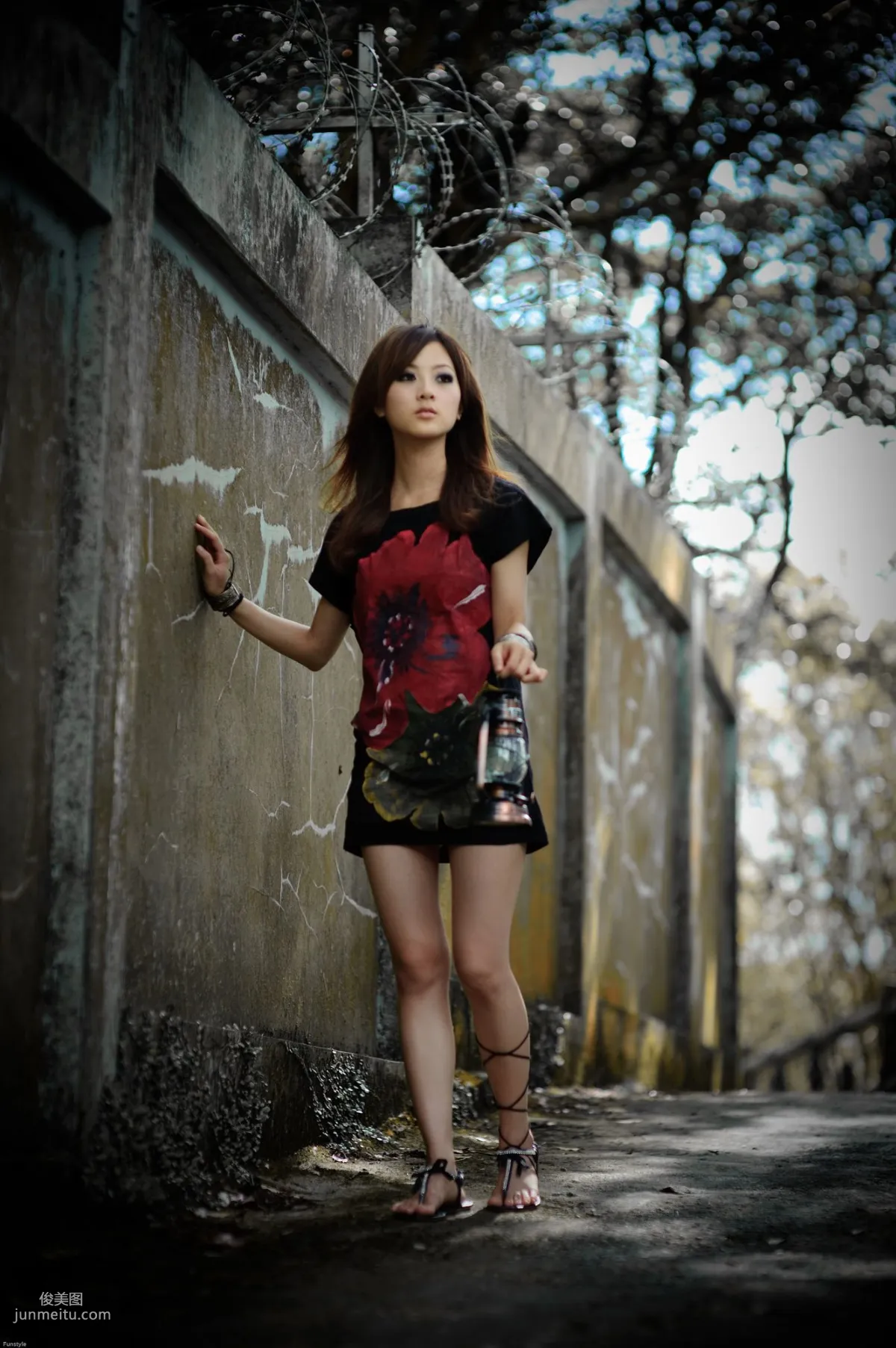 Guo Zi MM/Mikako White Waltz + Black Obsession Outdoor Photo Set photo 71