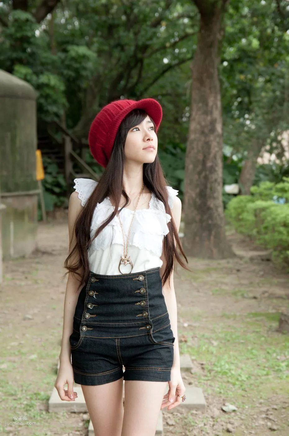Taiwan Pure Beauty Mika Water Museum Street Snap Photo Set photo 65