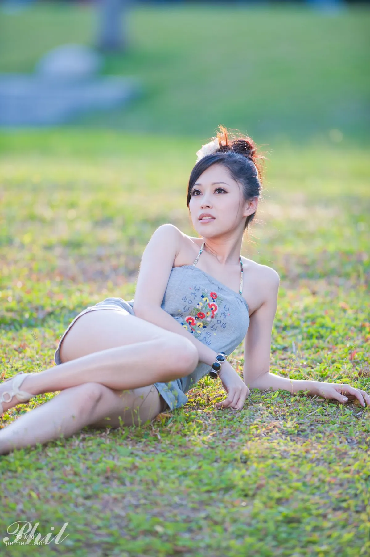 Taiwan Goddess Avy Du Kewei "Suspender Shorts Series" Fresh and Beautiful Outdoor Photo Set photo 31