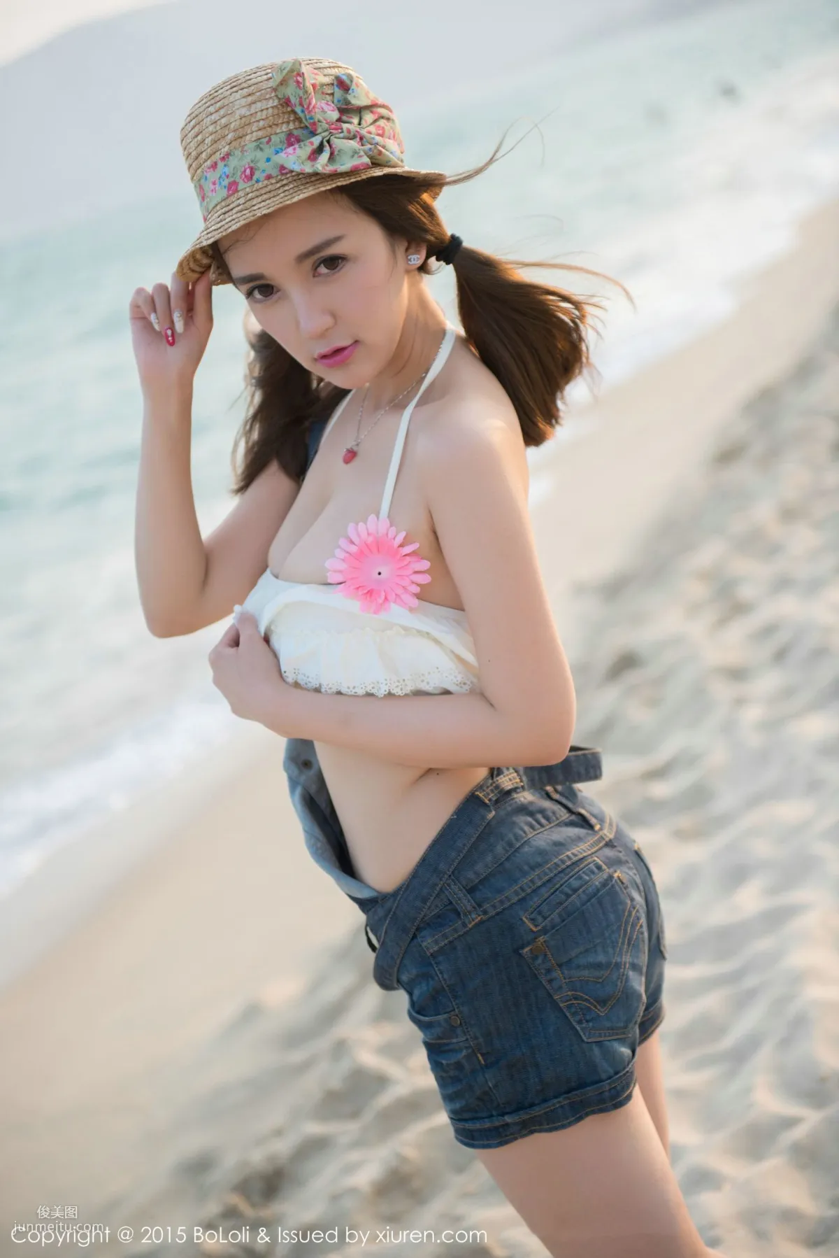 Monkey_Xiao Panshu Sanya Travel Shoot Cute and Beautiful Outdoor Shoot Series [Boluoshe] Vol.015 Photo Set photo 41