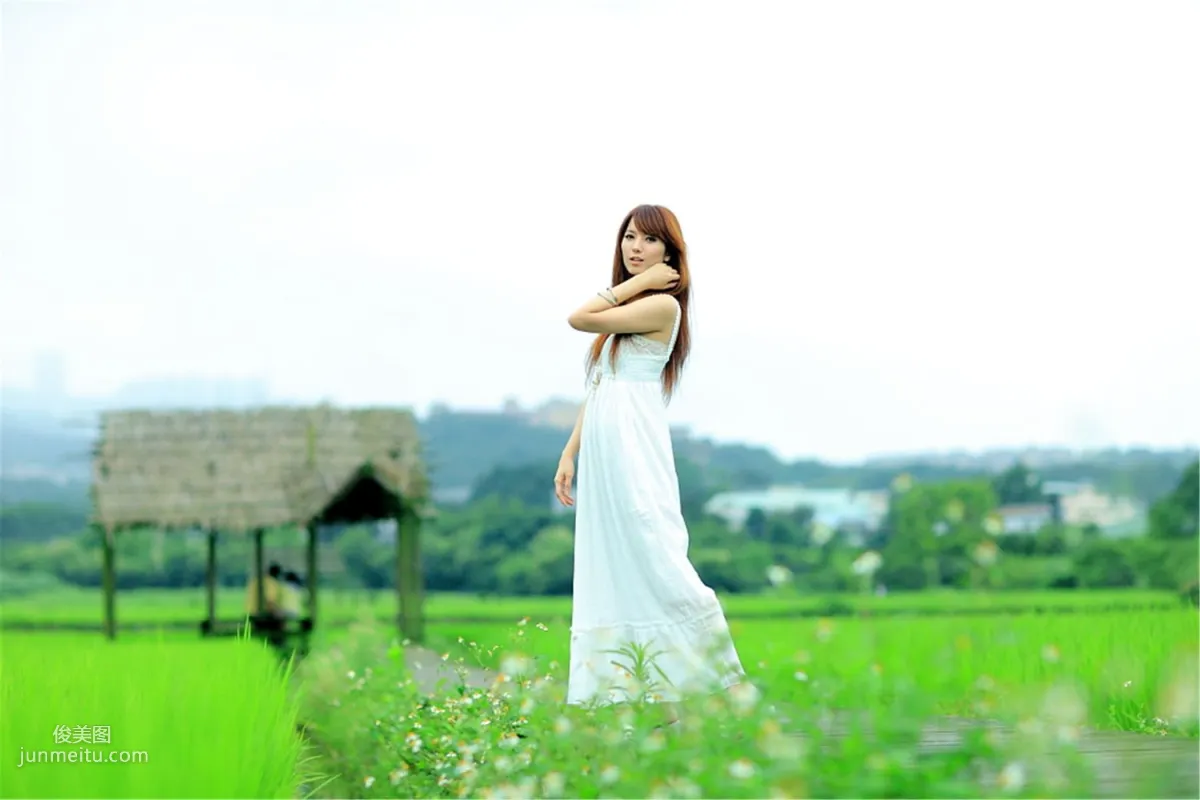 Xiao Jing: Web Idols photo 2