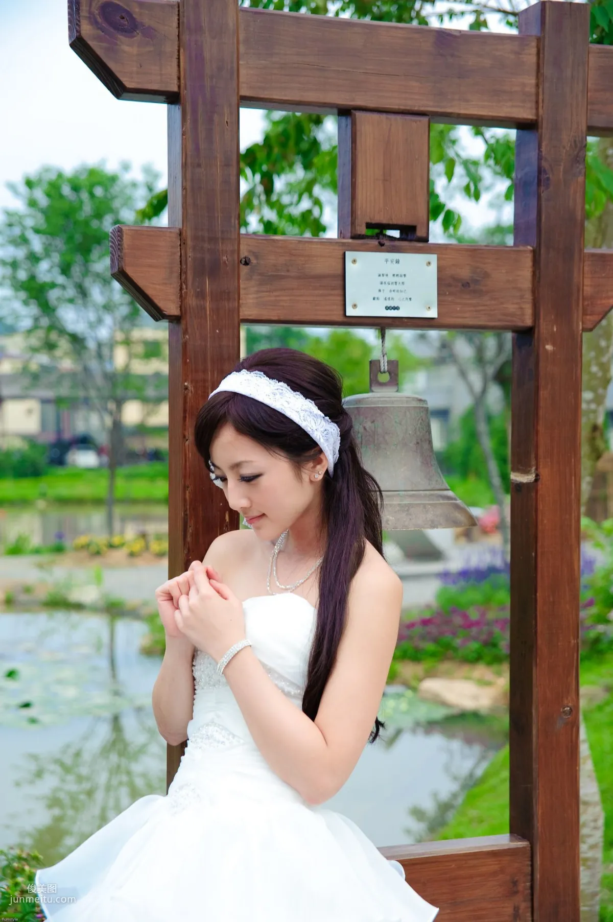 Zhang Kaijie / Zhang Yunfei "Sun Moon Lake + Paper Church (Wedding Dress)" Photo Set photo 41