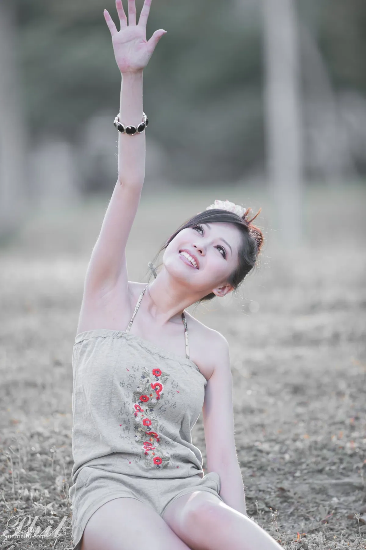 Taiwan Goddess Avy Du Kewei "Suspender Shorts Series" Fresh and Beautiful Outdoor Photo Set photo 30