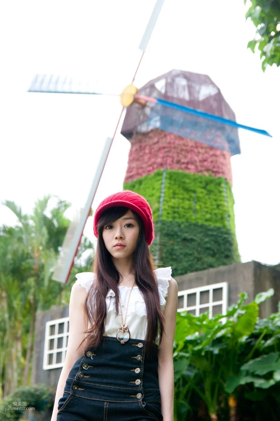 Taiwan Pure Beauty Mika Water Museum Street Snap Photo Set photo 60