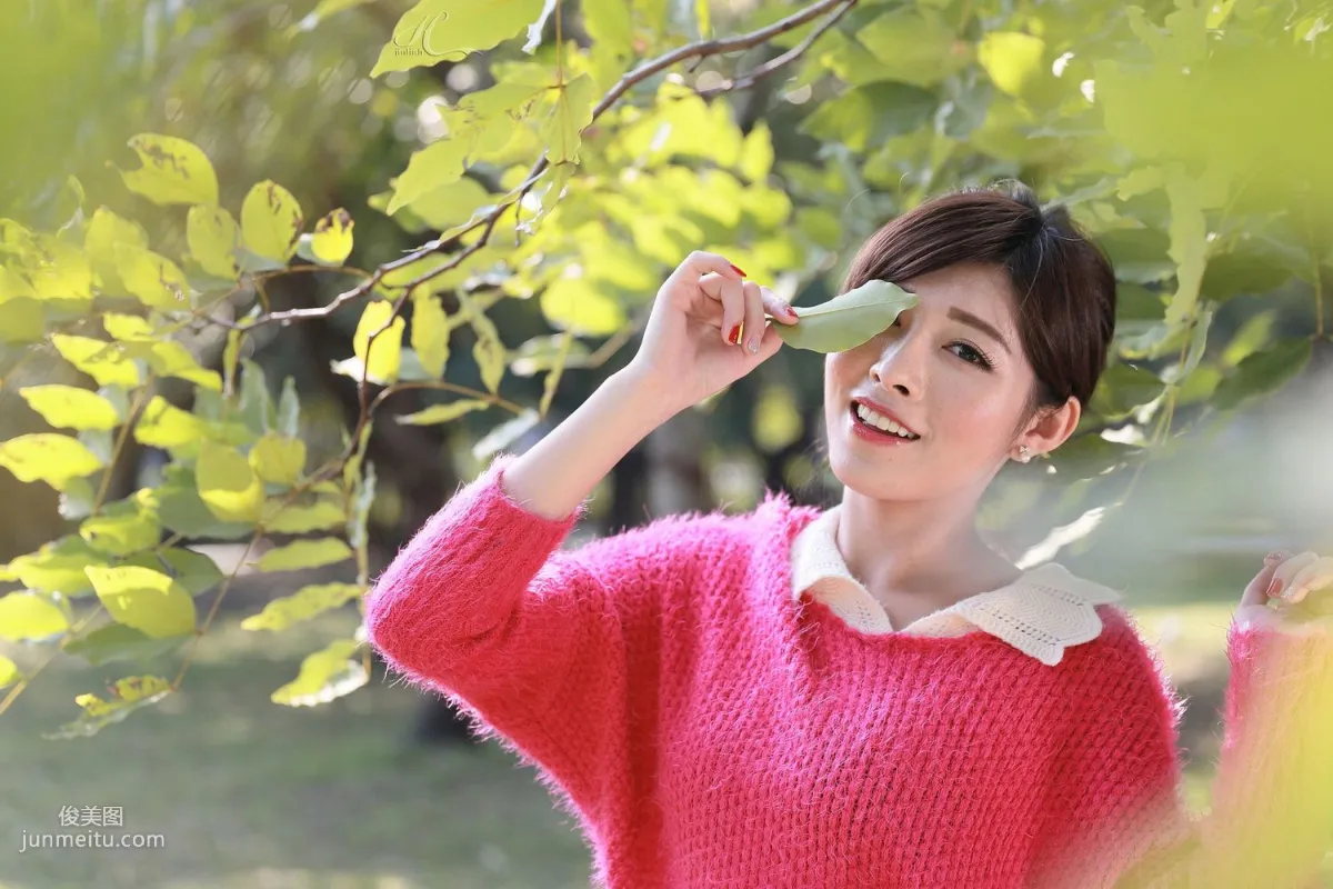 Ice Beauty Candy Liao, Early Summer Park Outdoor Shoot Photo Set photo 28