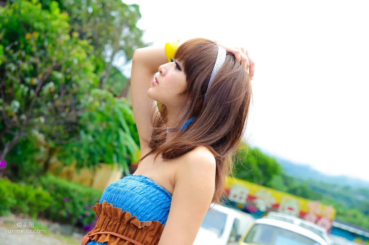 Zhang Kaijie / Mikako, Montmartre Cafe Outdoor Shoot Photo Set photo 24