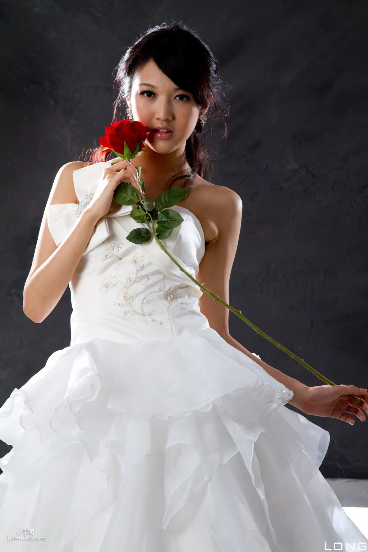 Taiwan Beauty Model Chen Weiting Jill "Wedding Dress White" Photo Set photo 16