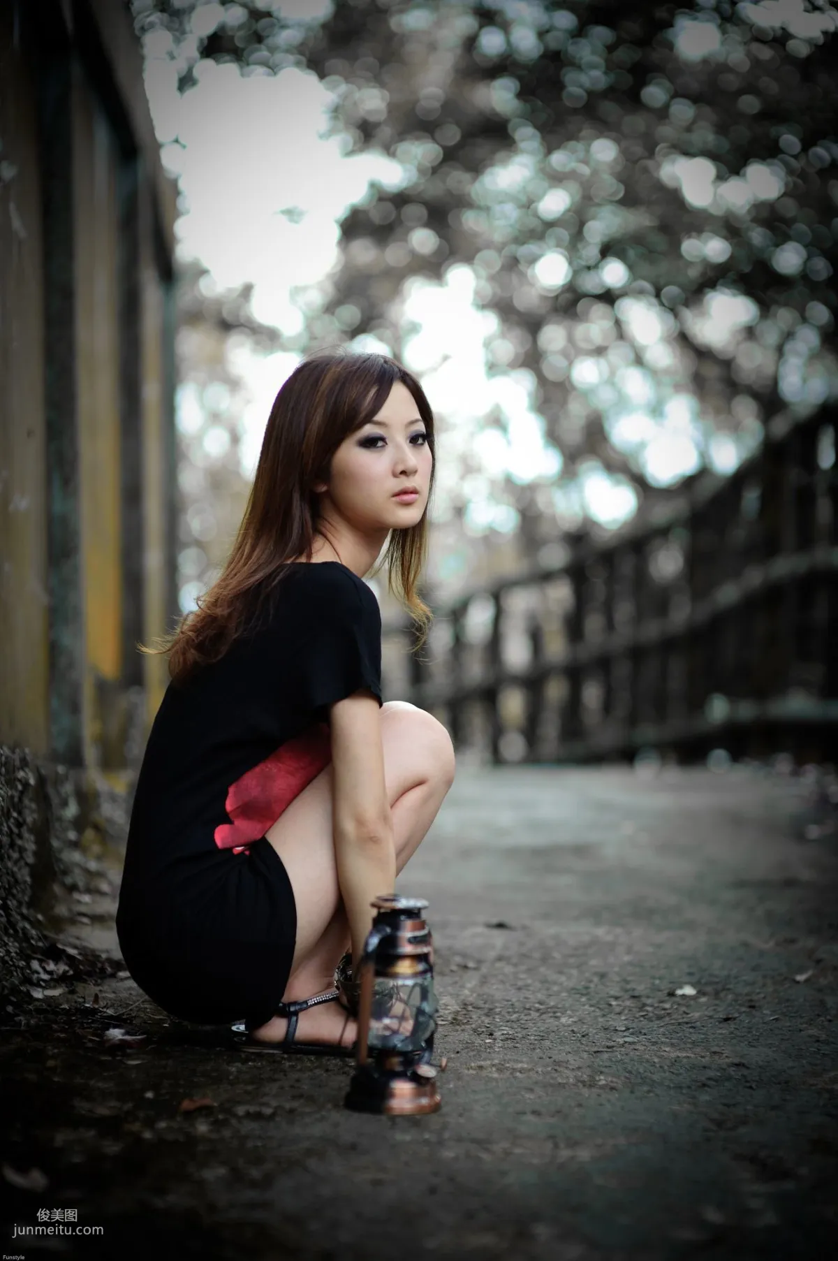 Guo Zi MM/Mikako White Waltz + Black Obsession Outdoor Photo Set photo 74