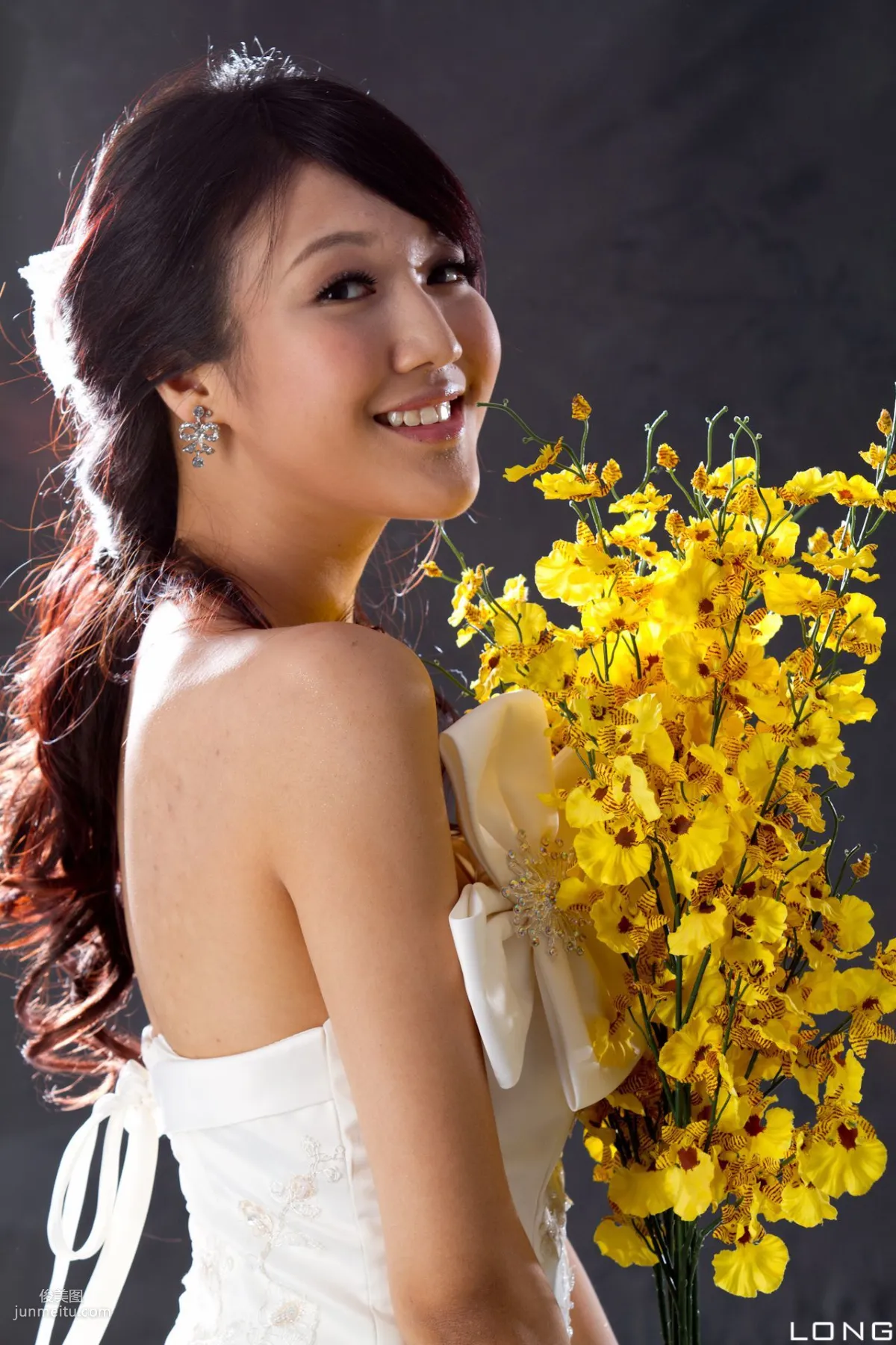 Taiwan Beauty Model Chen Weiting Jill "Wedding Dress White" Photo Set photo 15