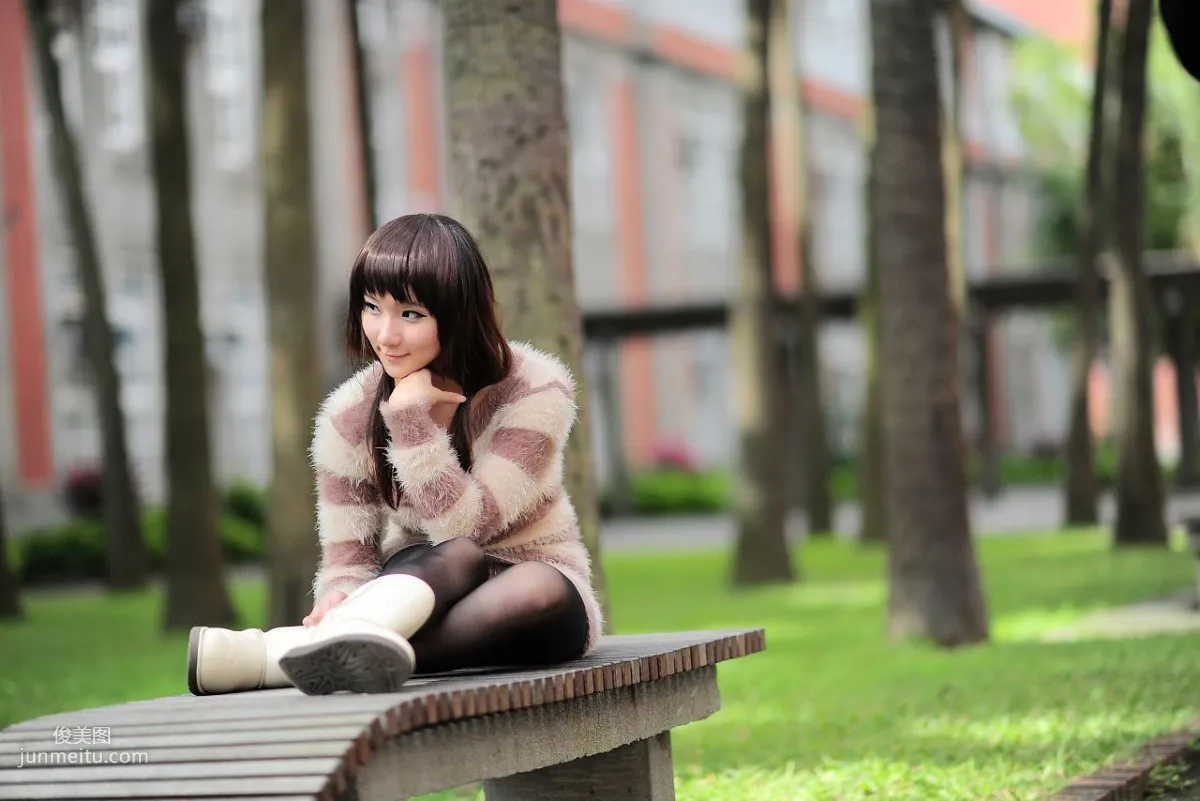 台湾黑丝芭比娃娃美女外拍写真集22