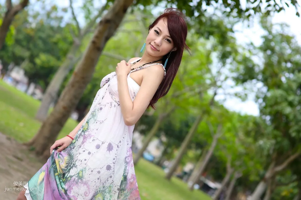 Jessica: Web Idols photo 9