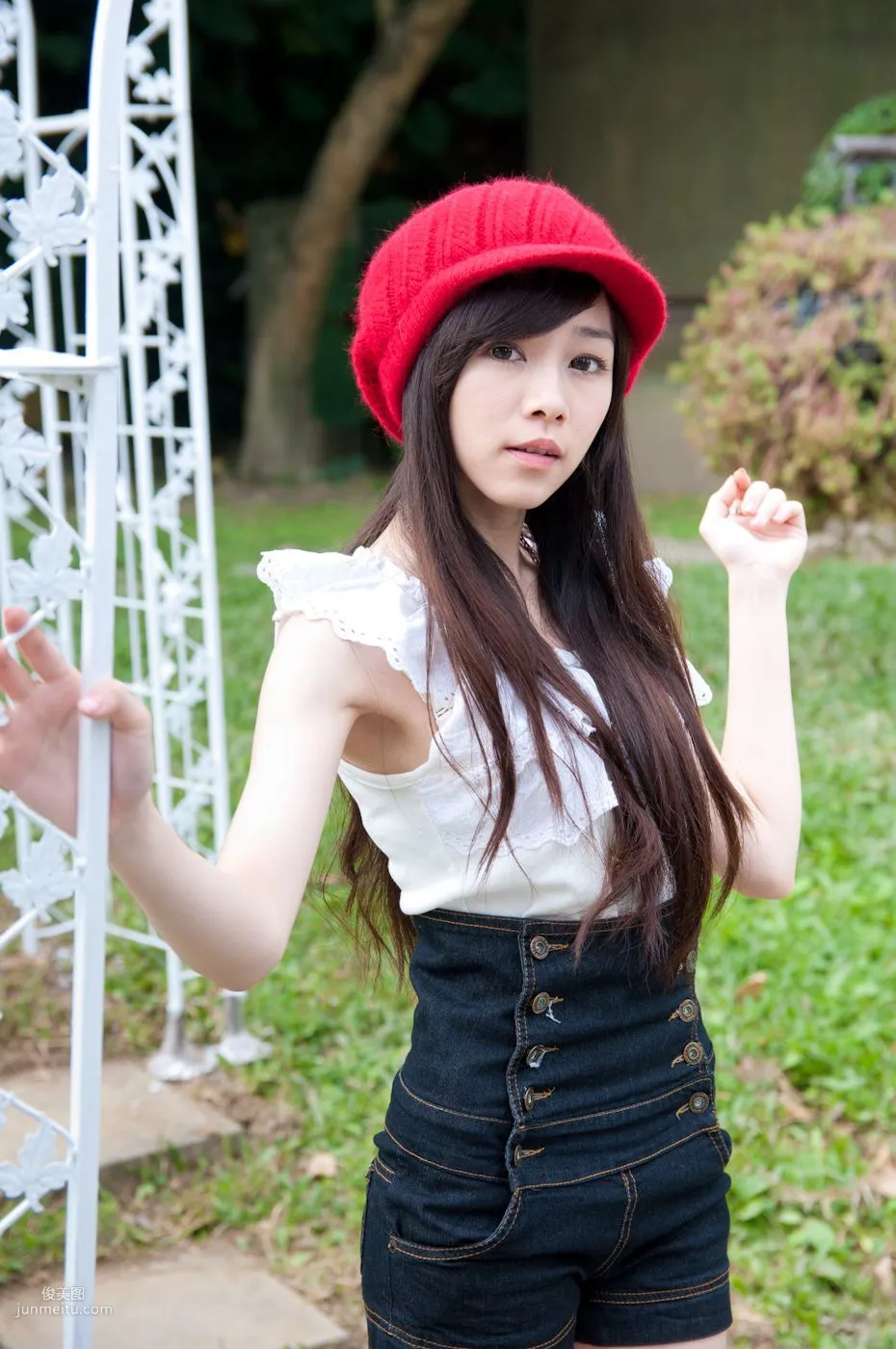 Taiwan Pure Beauty Mika Water Museum Street Snap Photo Set photo 55