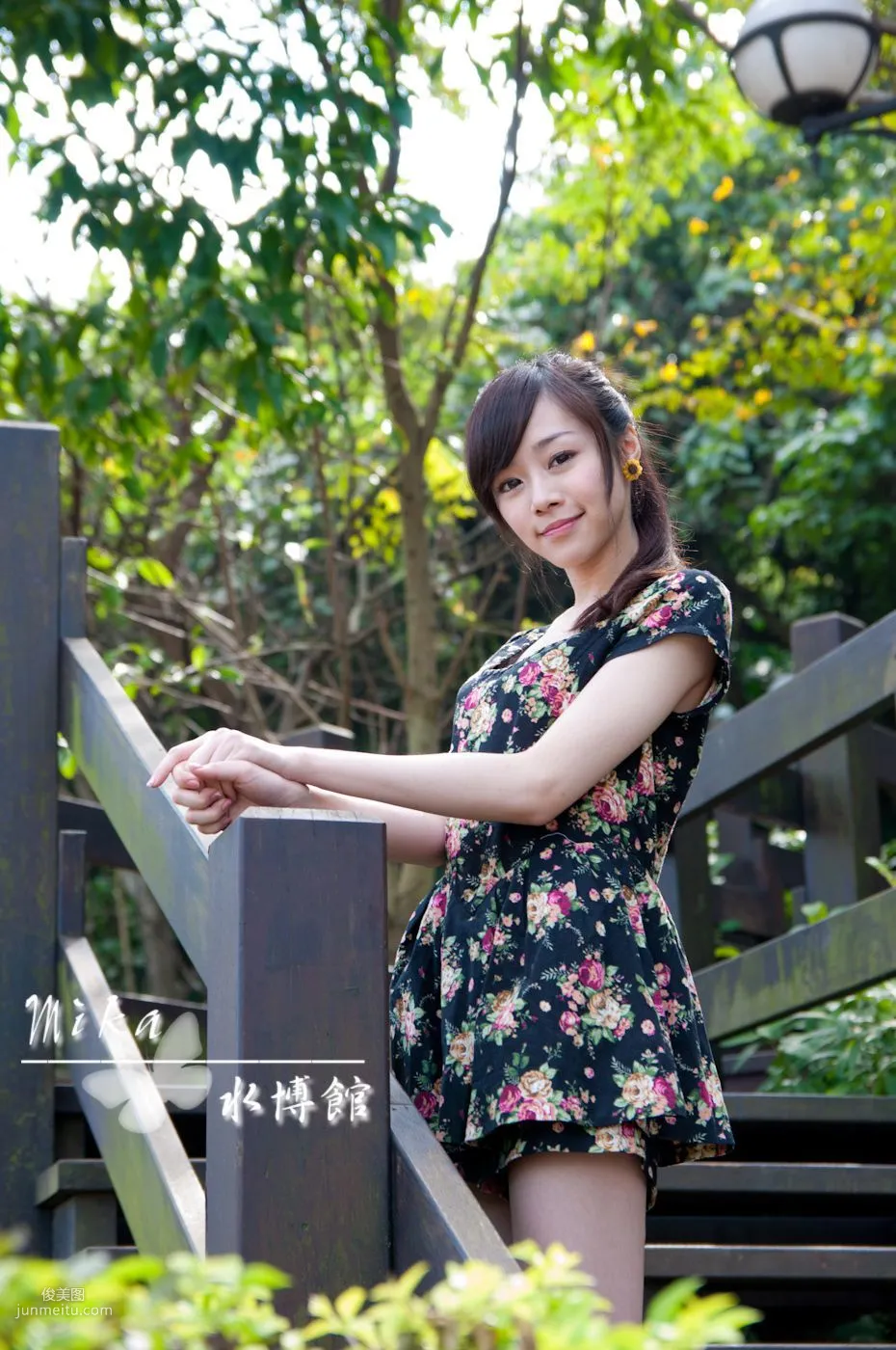Taiwan Pure Beauty Mika Water Museum Street Snap Photo Set photo 17