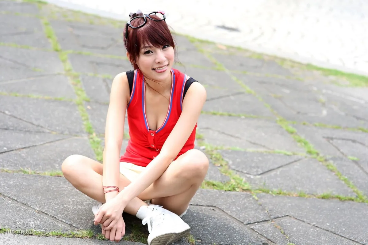 Jessica: Web Idols photo 24