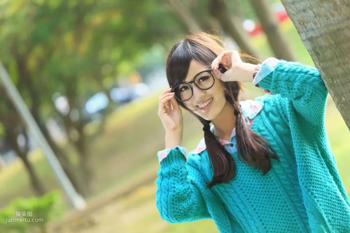 Taiwan Beauty Liang Yi-chan, Shuangxi Park Outdoor Shoot Photo Set photo 28
