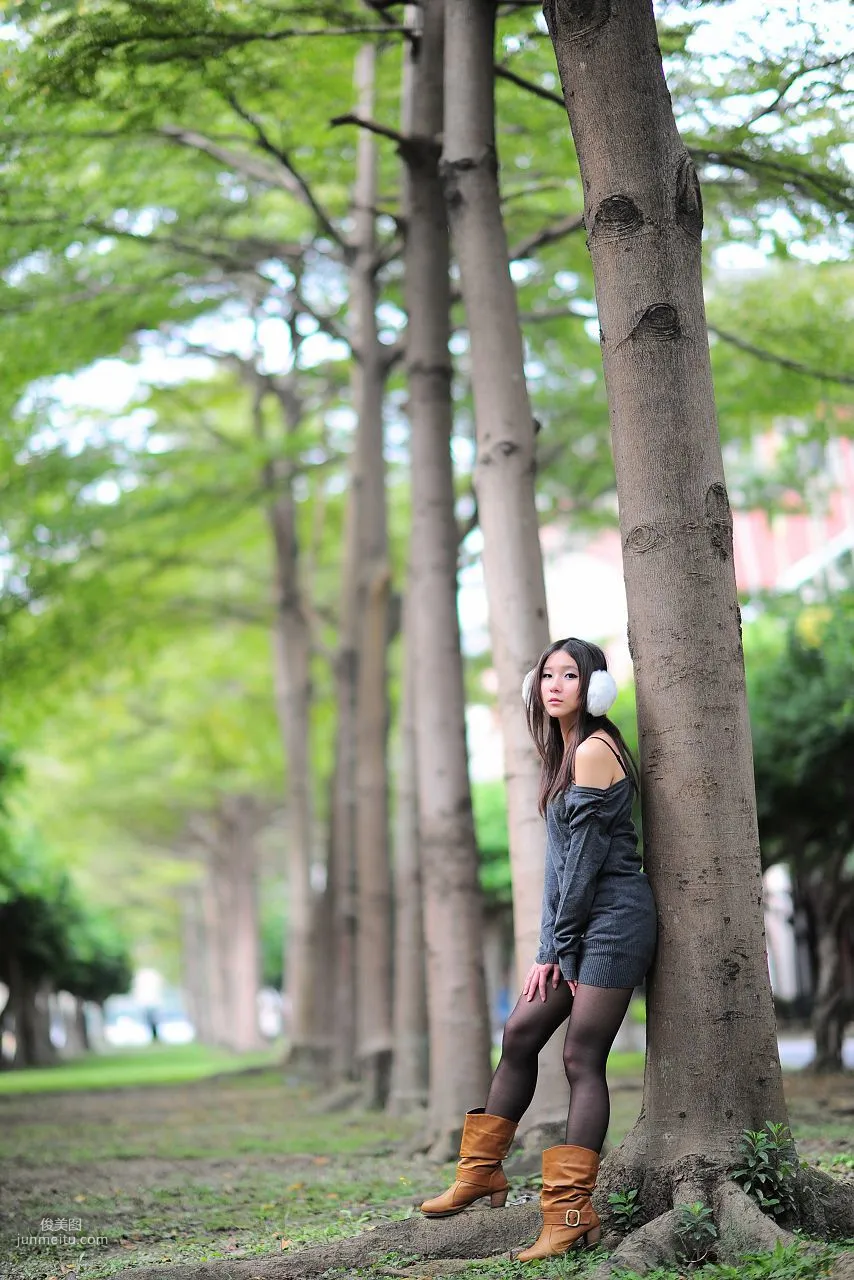 台湾黑丝芭比娃娃美女外拍写真集46