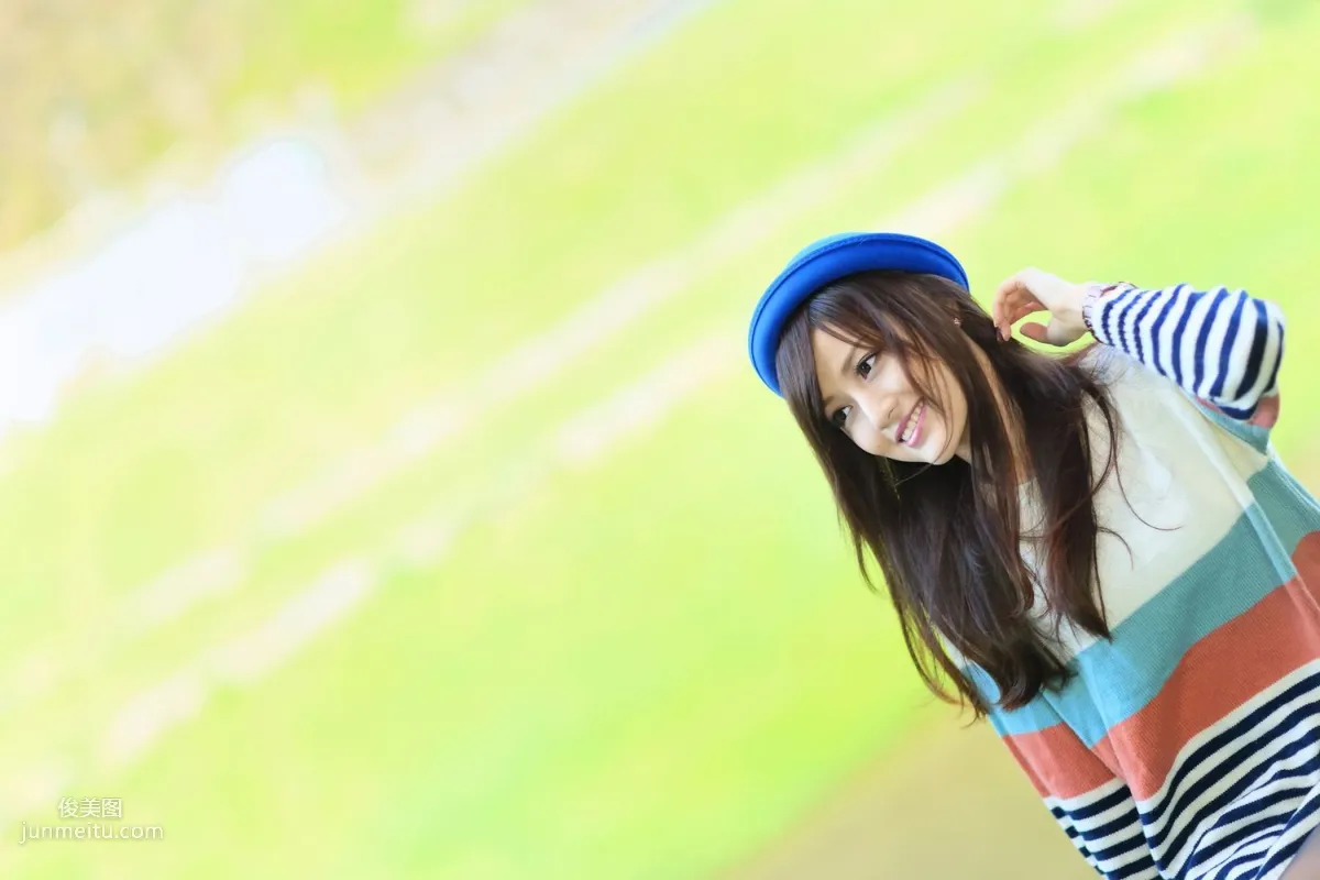 Taiwan Beauty Liang Yi-chan, Shuangxi Park Outdoor Shoot Photo Set photo 16