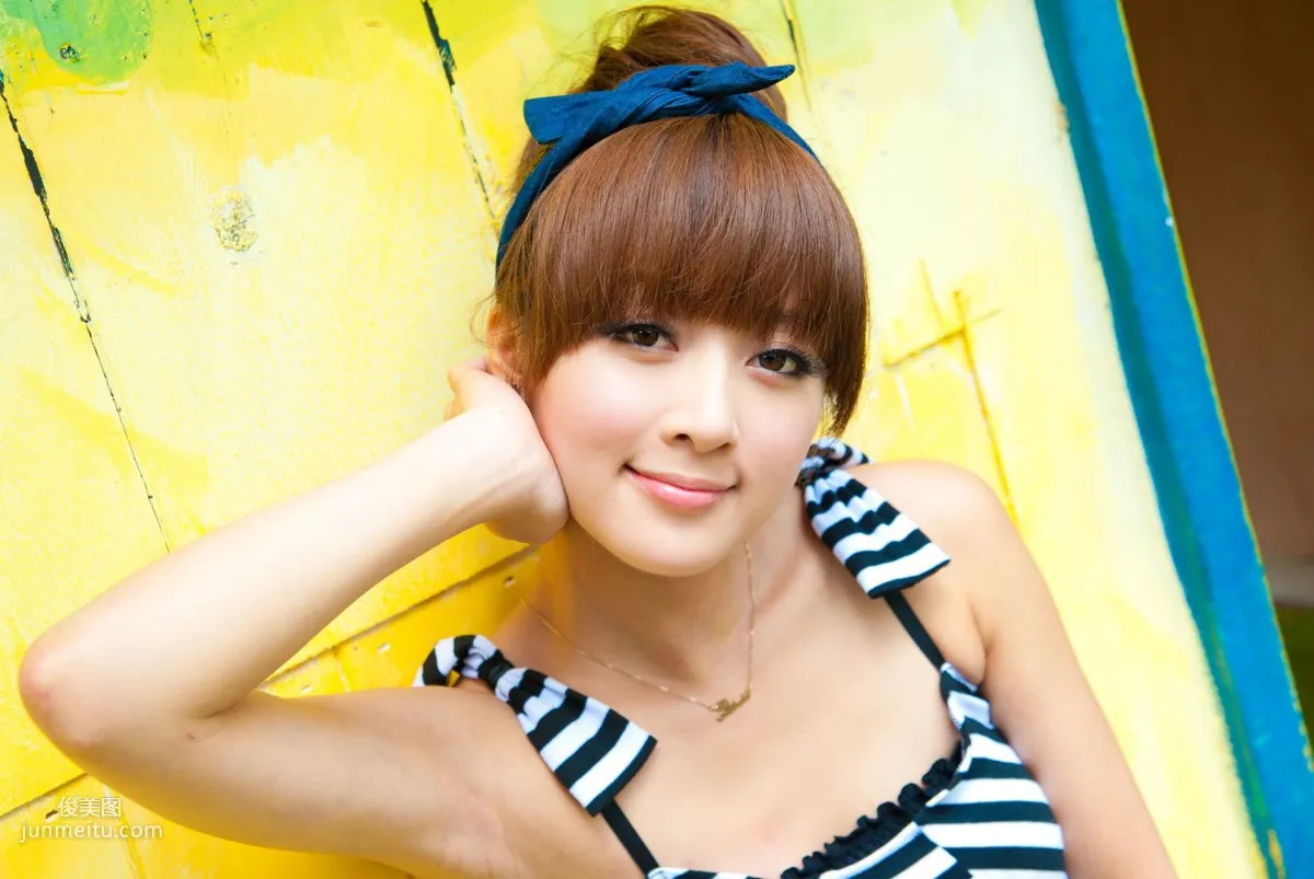 Zhang Kaijie / Mikako, Montmartre Cafe Outdoor Shoot Photo Set photo 90