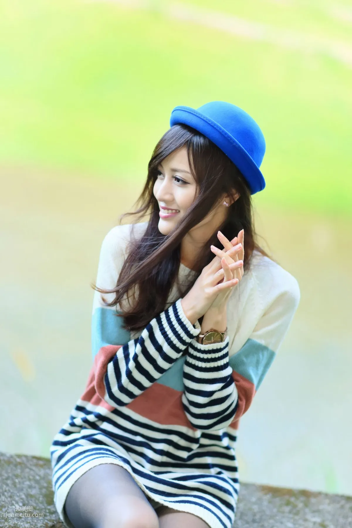 Taiwan Beauty Liang Yi-chan, Shuangxi Park Outdoor Shoot Photo Set photo 8