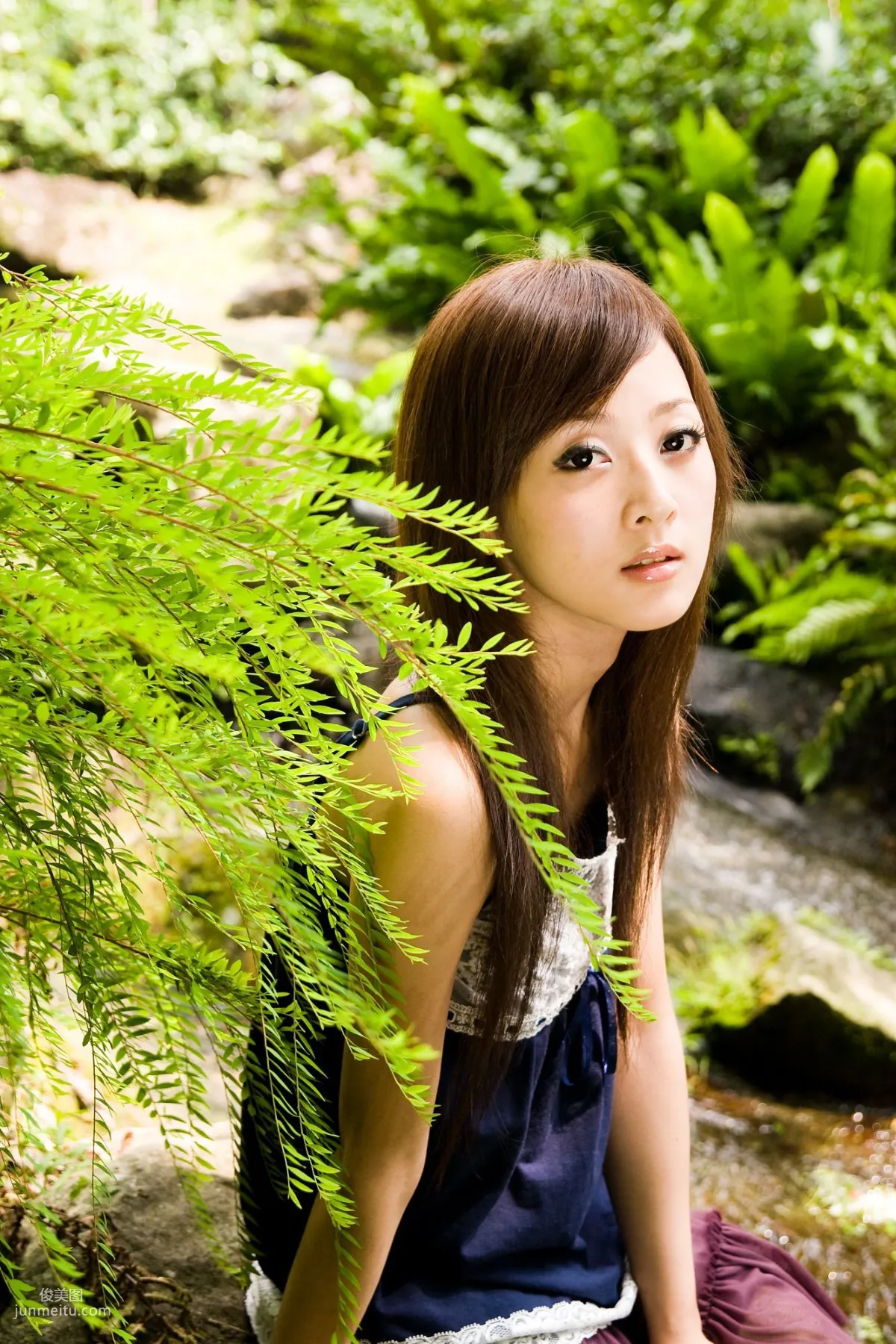 Mikako / Zhang Kaijie, Zhishan Garden, Aboriginal Park Outdoor Shoot Photo Set photo 37