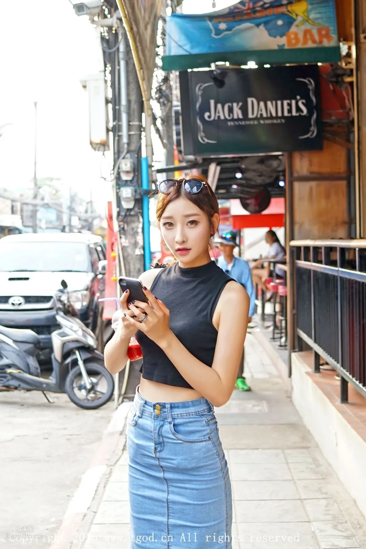 Li Xiaoqiao JoJo, Jungle Adventure with the Goddess [TGOD] Photo Set photo 1