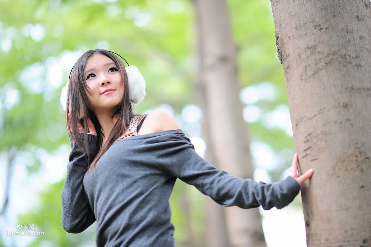 台湾黑丝芭比娃娃美女外拍写真集53