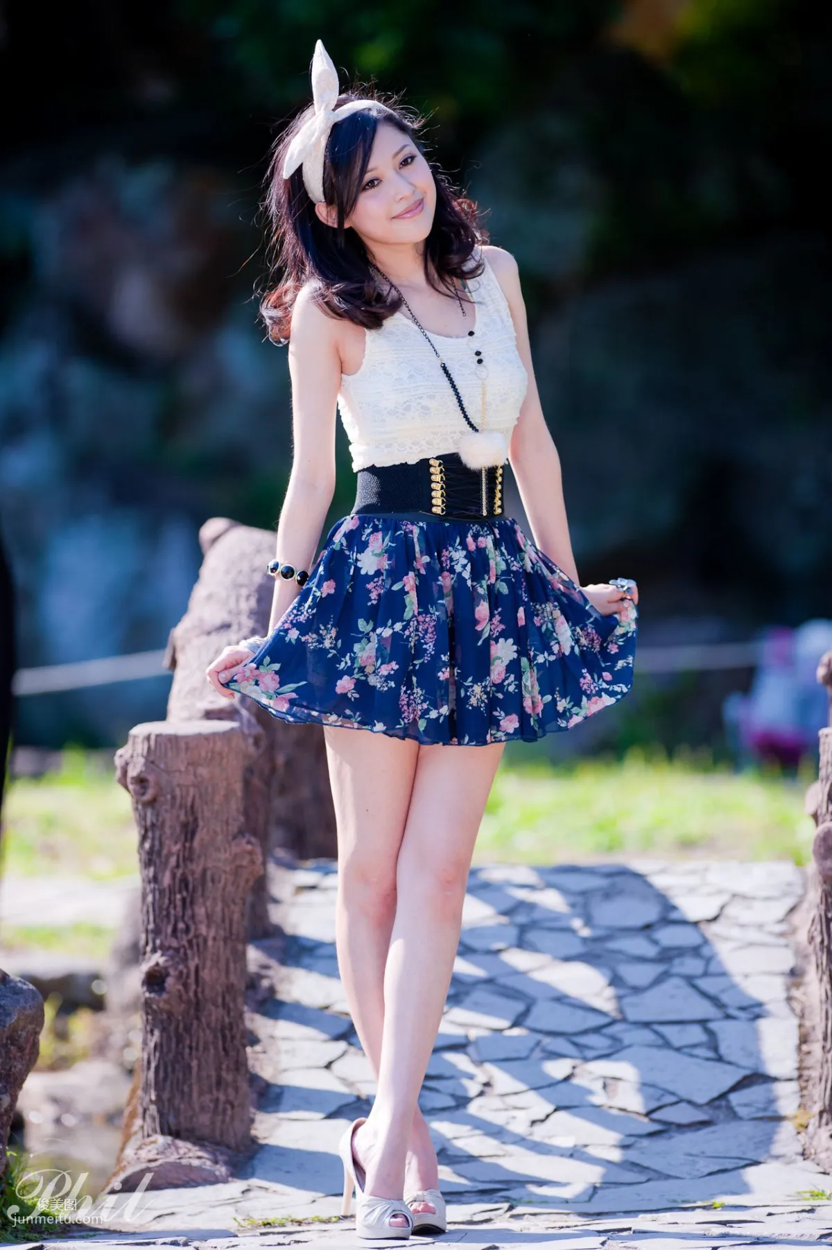 Beautyleg Leg Model Avy Dress Park Outdoor Shoot Photo Set photo 20