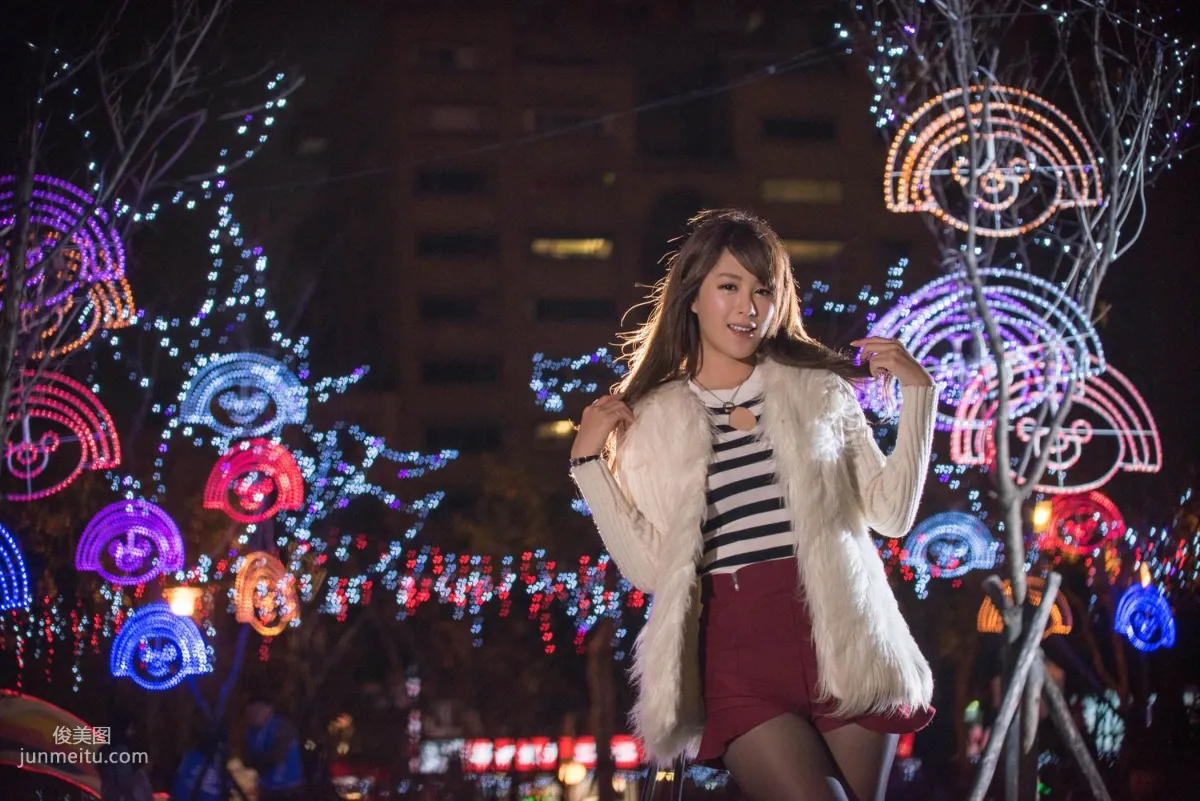 Taiwan Beauty Xia Qing MISO, Christmas Outdoor Shoot Photo Set photo 24