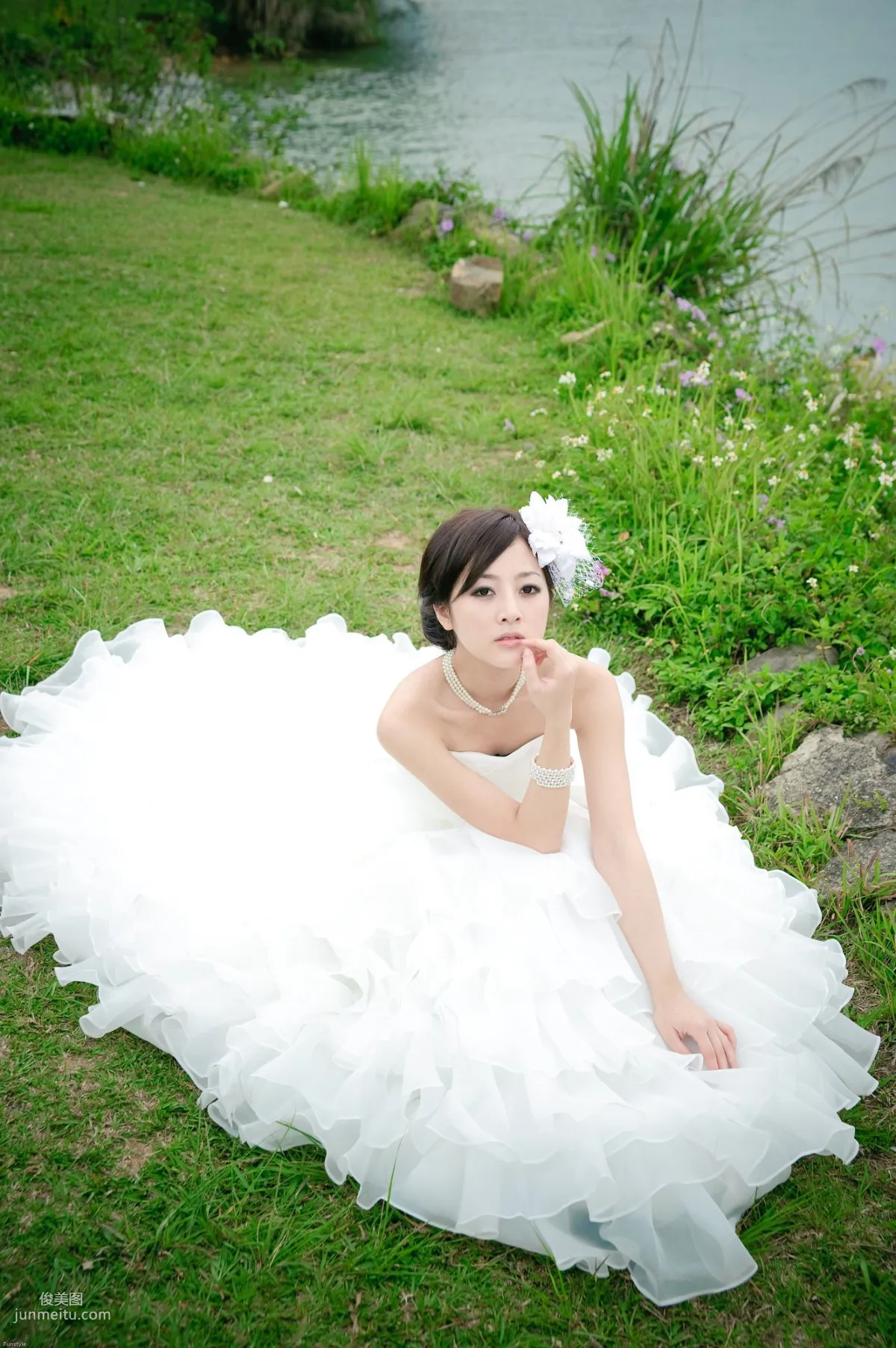 Zhang Kaijie / Zhang Yunfei "Sun Moon Lake + Paper Church (Wedding Dress)" Photo Set photo 30