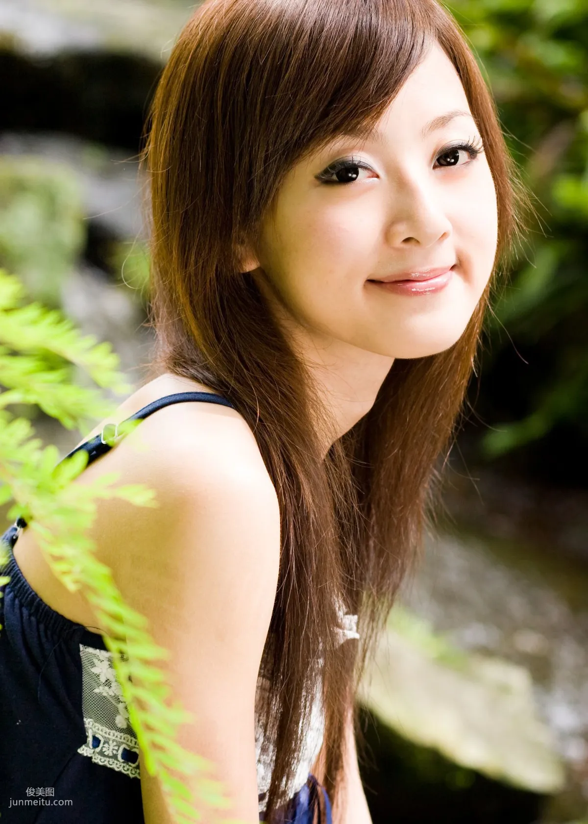 Mikako / Zhang Kaijie, Zhishan Garden, Aboriginal Park Outdoor Shoot Photo Set photo 33