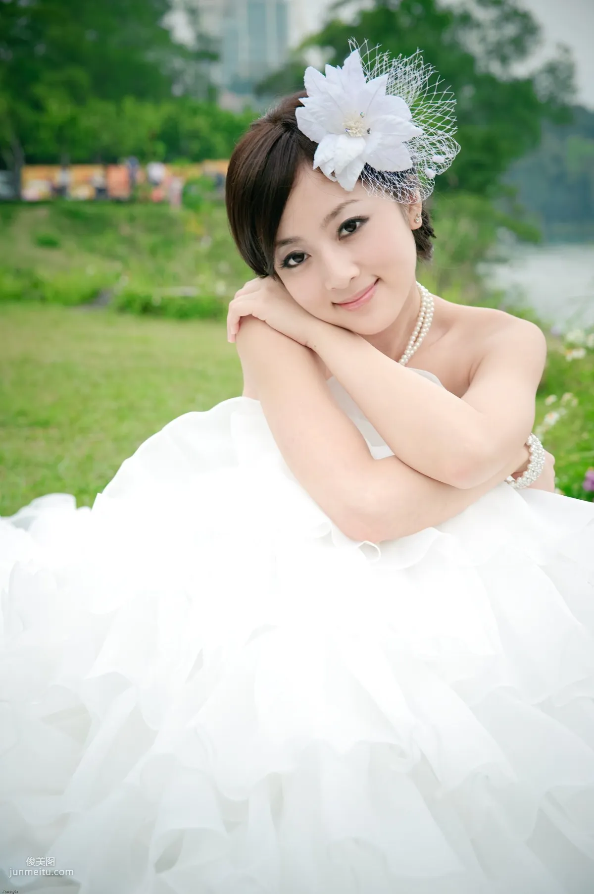 Zhang Kaijie / Zhang Yunfei "Sun Moon Lake + Paper Church (Wedding Dress)" Photo Set photo 31