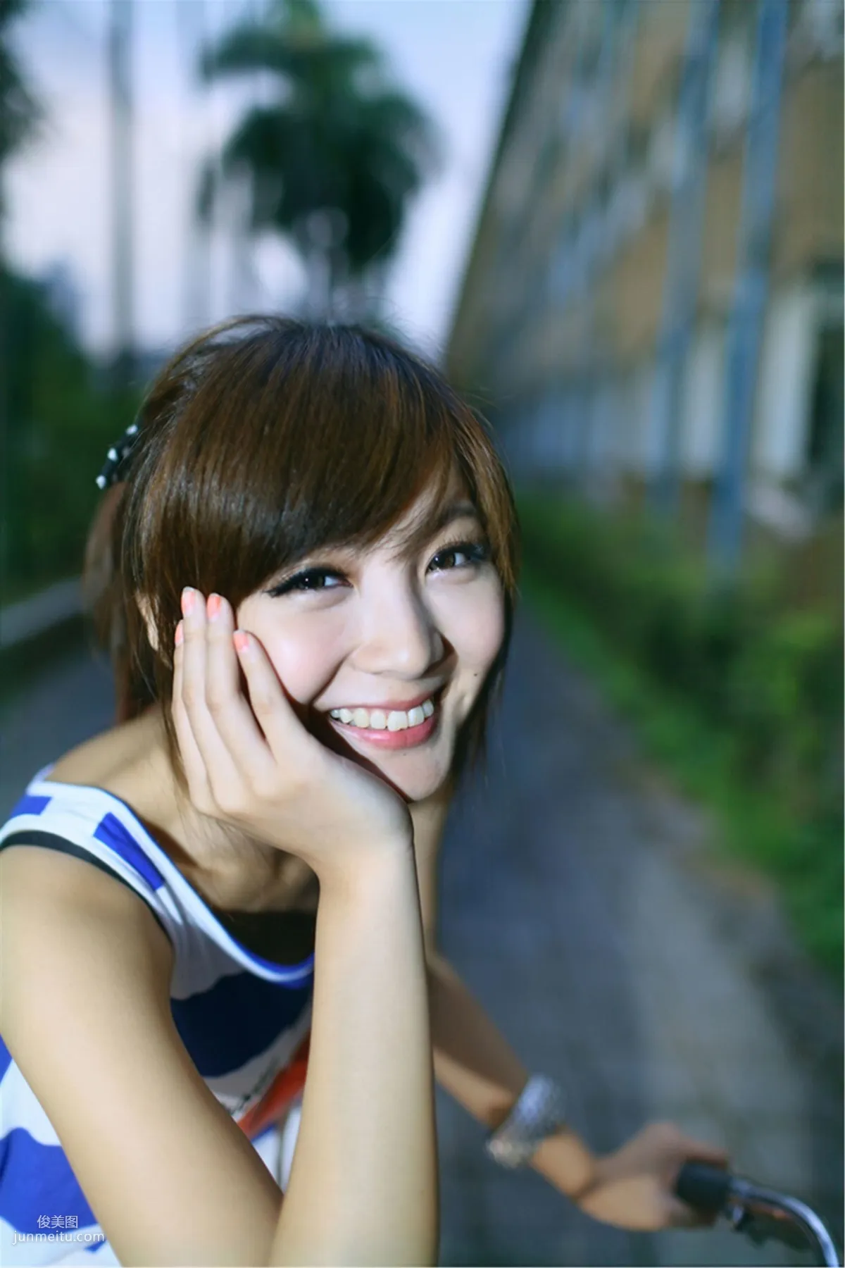 小豬Patty/楊宜軒《居安新村外拍》寫真集 29