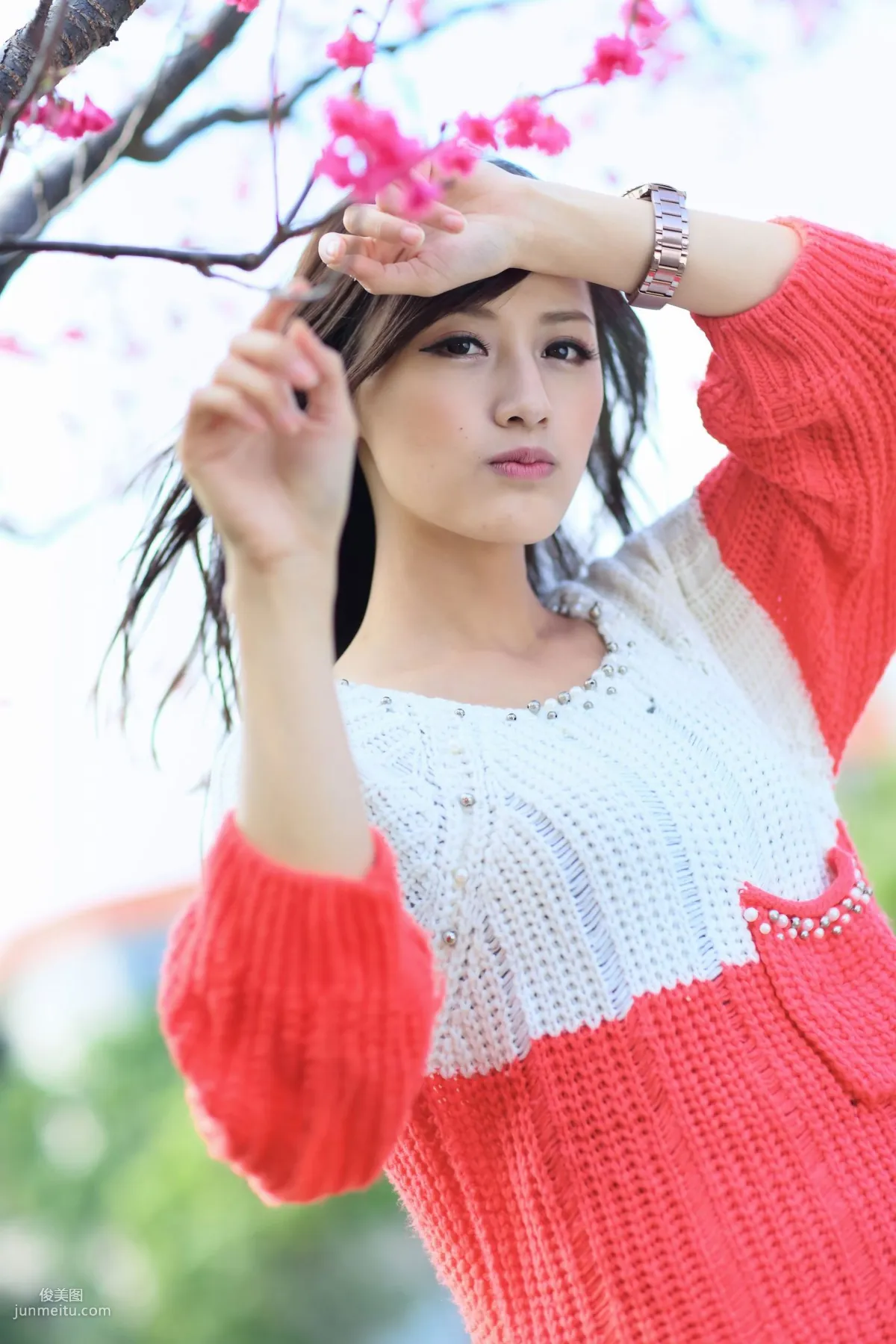 Taiwan Beauty Liang Yi-chan, Shuangxi Park Outdoor Shoot Photo Set photo 4