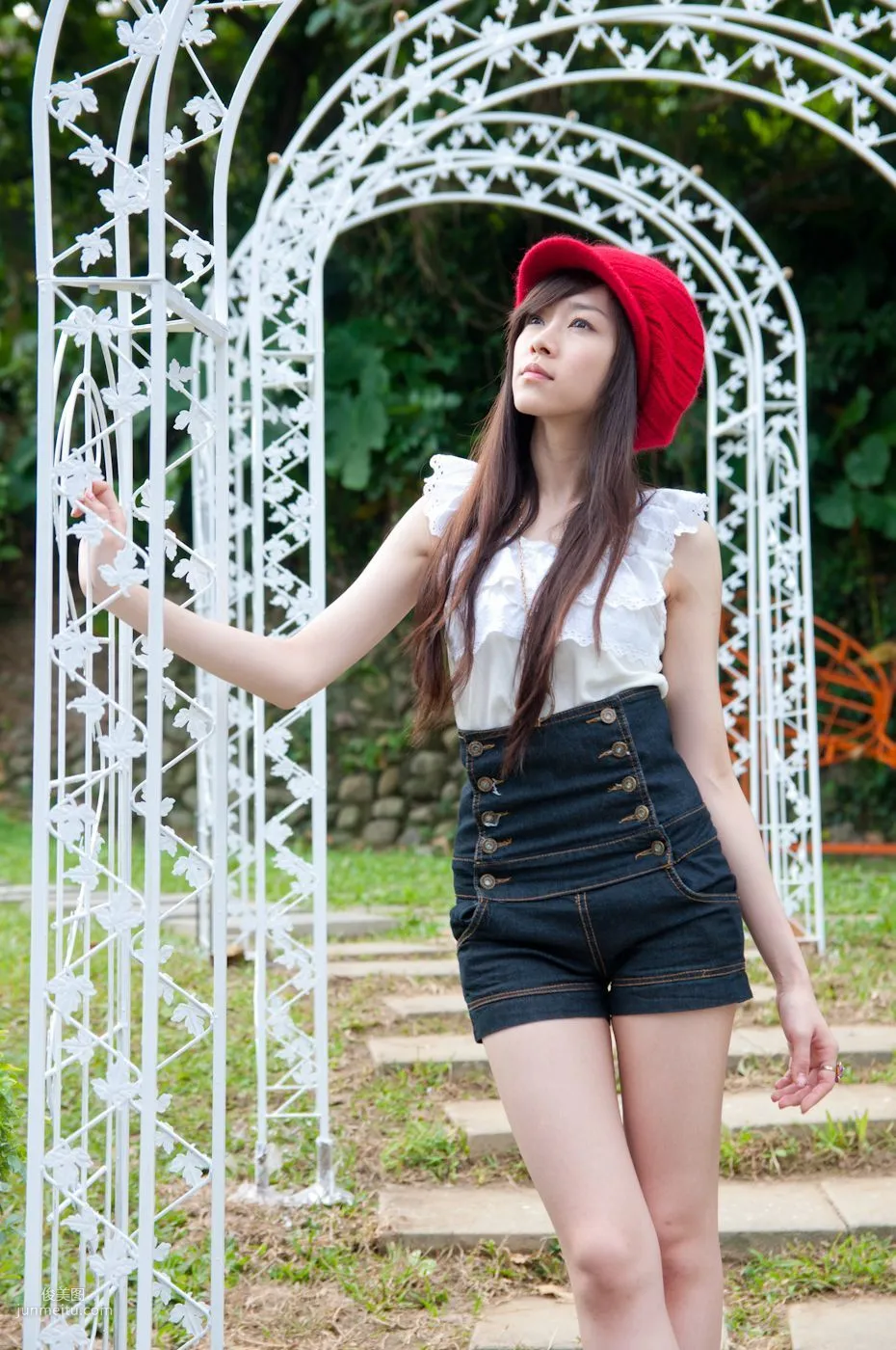 Taiwan Pure Beauty Mika Water Museum Street Snap Photo Set photo 52