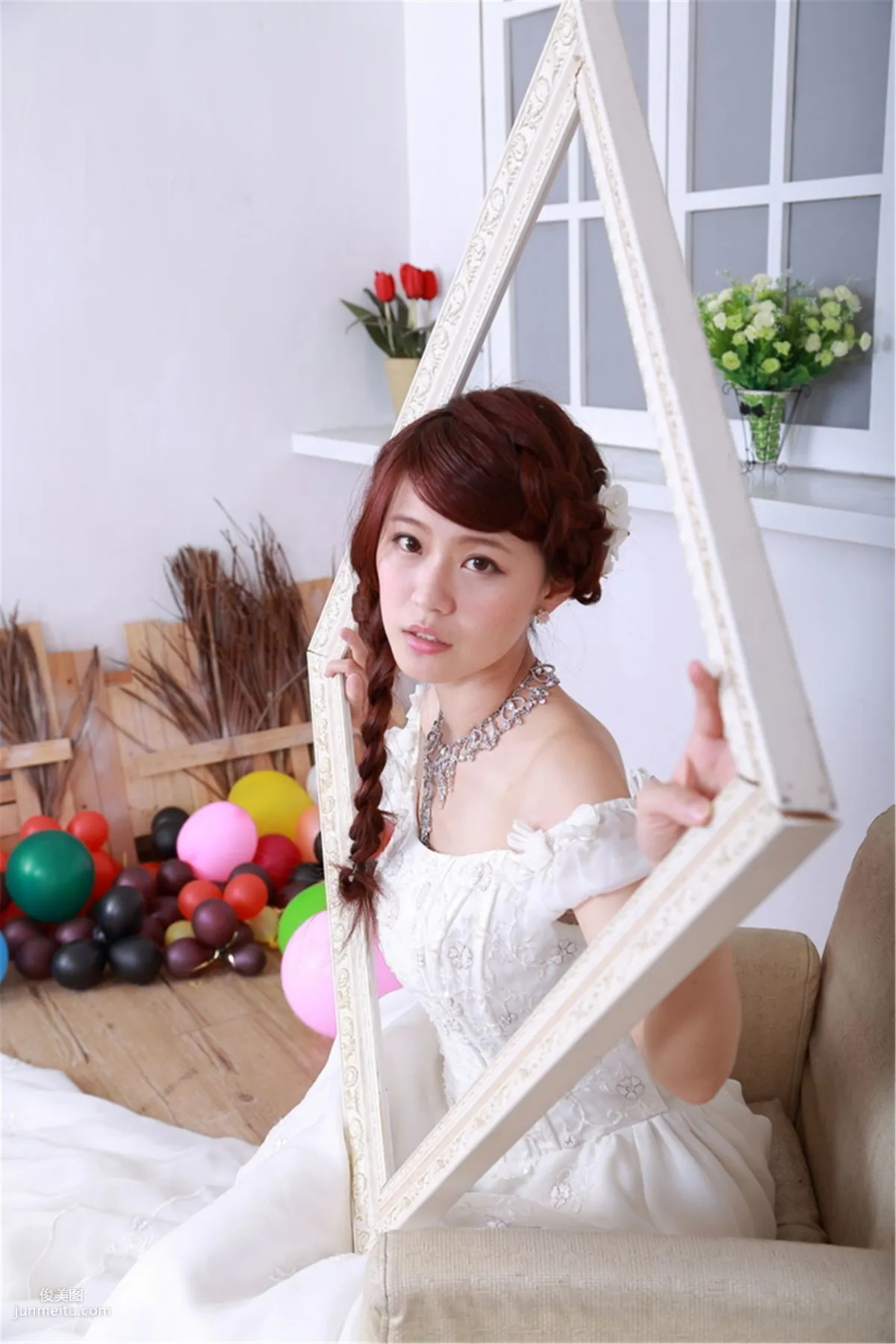 Taiwan Pure Girl Bai Bai / Li Yixuan, Electrical Engineering Girl Wedding Dress Studio Shoot Photo Set photo 6