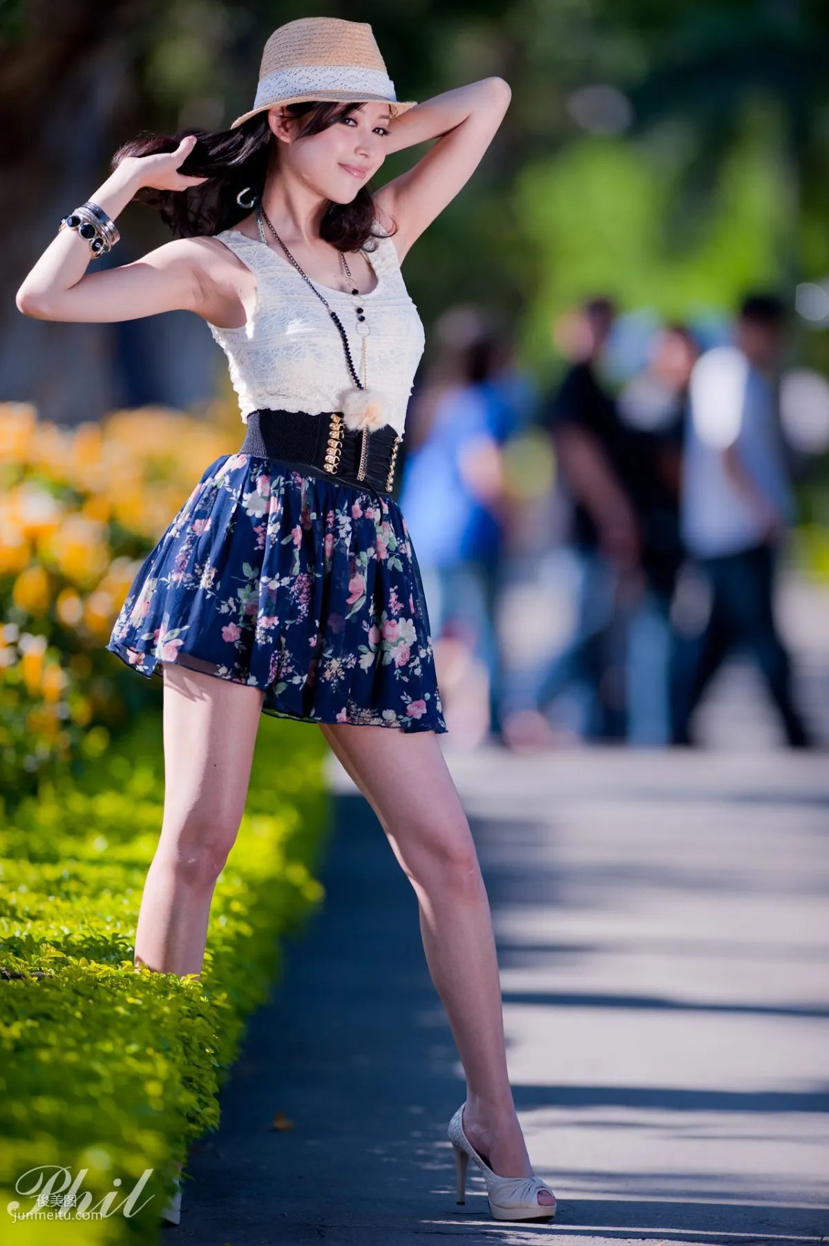 Beautyleg Leg Model Avy Dress Park Outdoor Shoot Photo Set photo 15