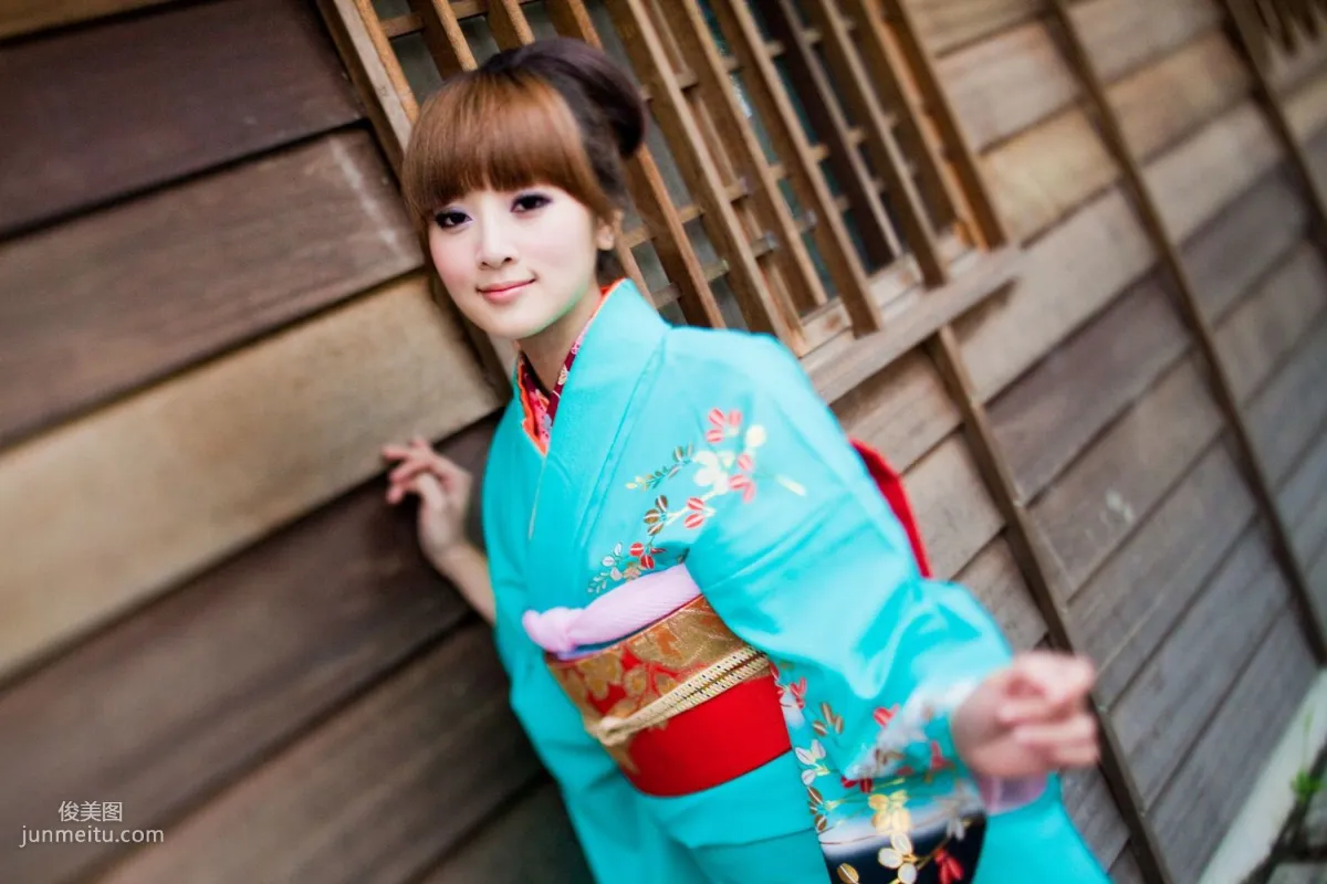 果子、小品、兔兔(品果兔)《宜蘭和服遊拍》寫真集 36