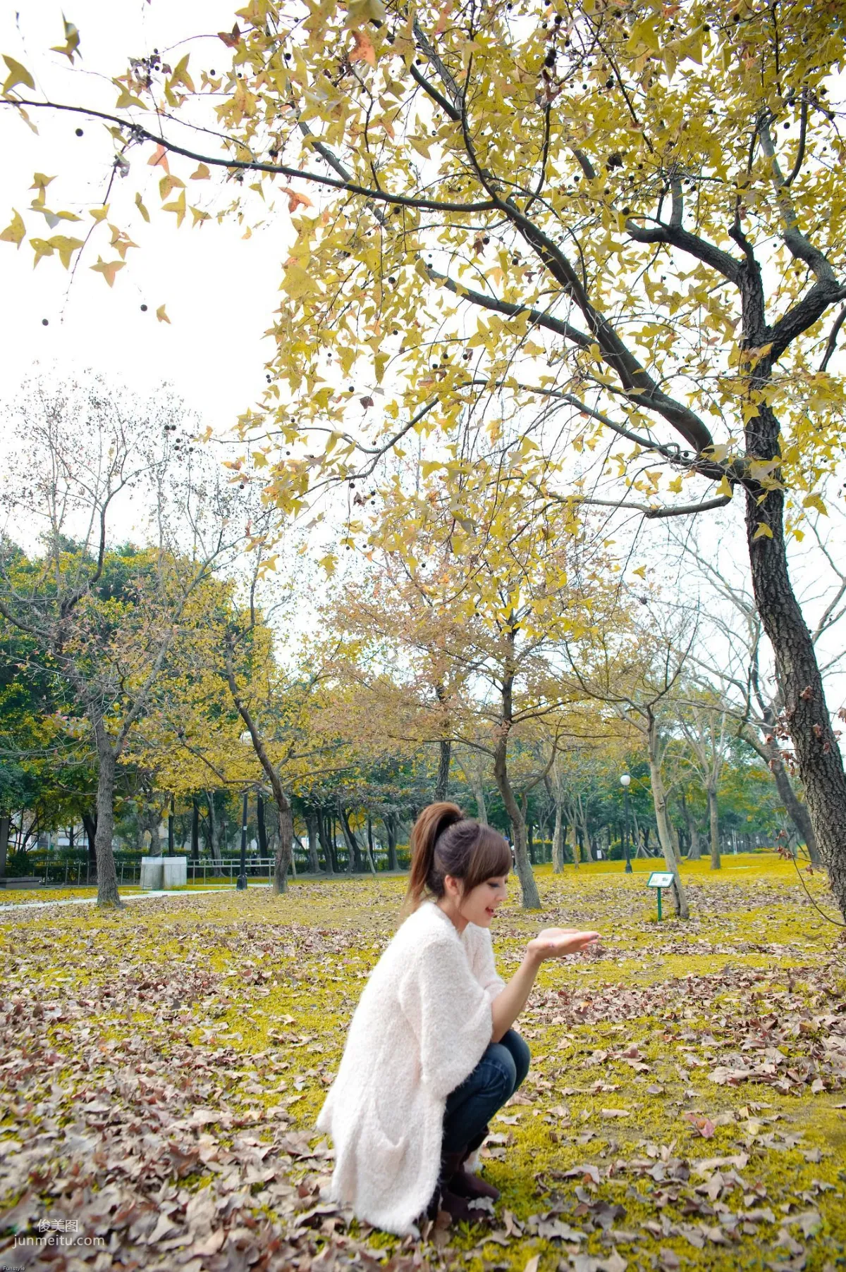 Guo Zi MM/Zhang Kaijie, Sisi South Village + Daan Forest Park Outdoor Shoot Photo Set photo 32