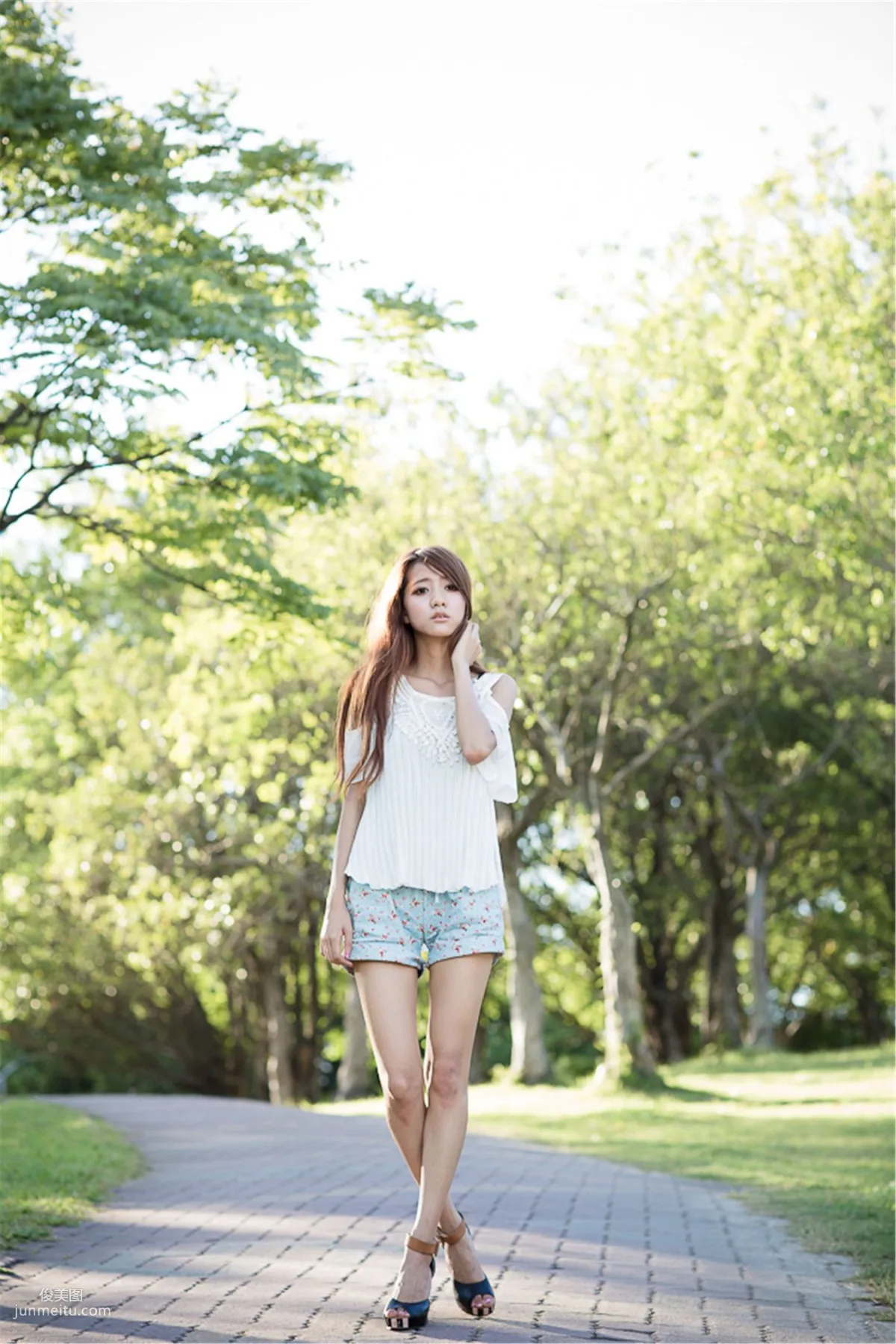 Ann Lv: Web Idols photo 18