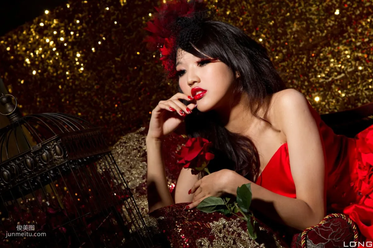 陈玮廷/腿模Jill《婚紗之紅》写真集33