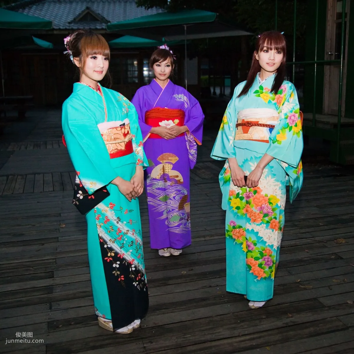 果子、小品、兔兔(品果兔)《宜蘭和服遊拍》写真集55