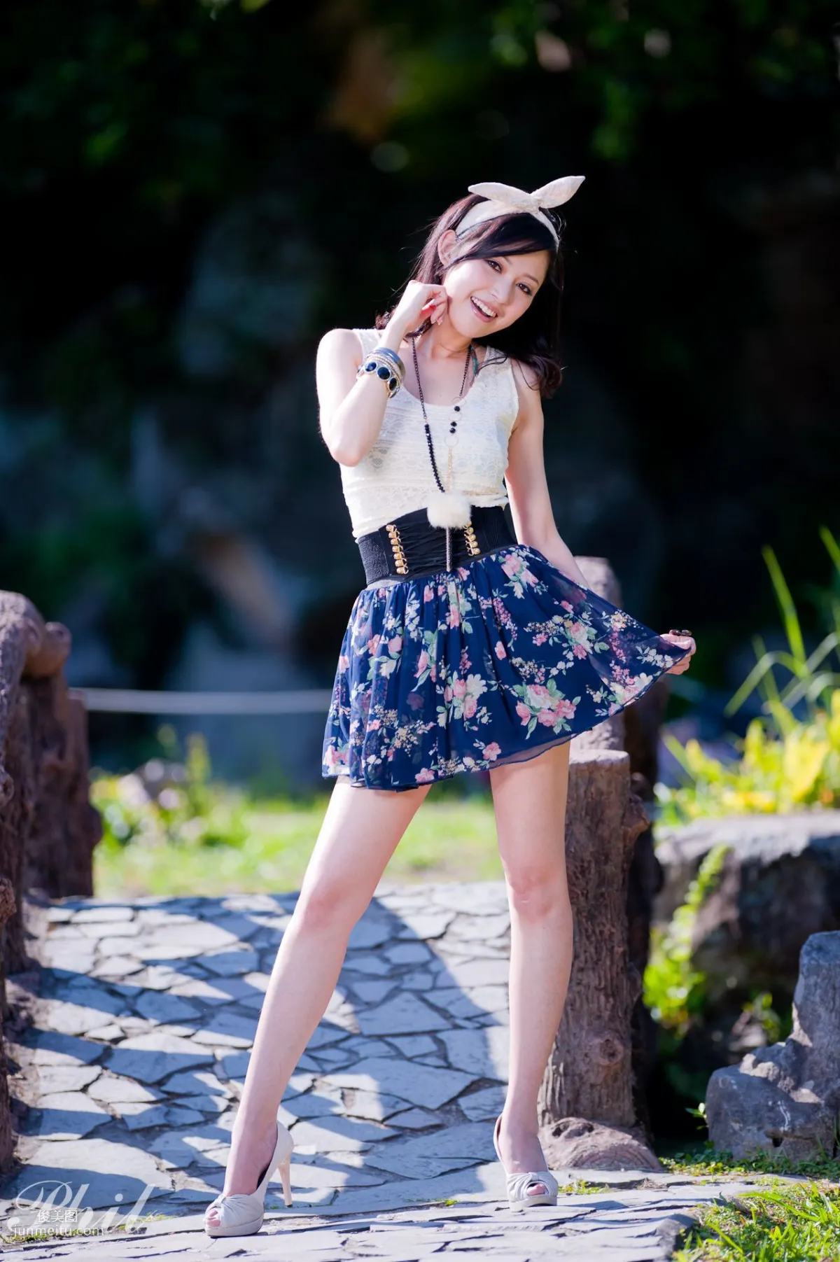 Beautyleg Leg Model Avy Dress Park Outdoor Shoot Photo Set photo 24
