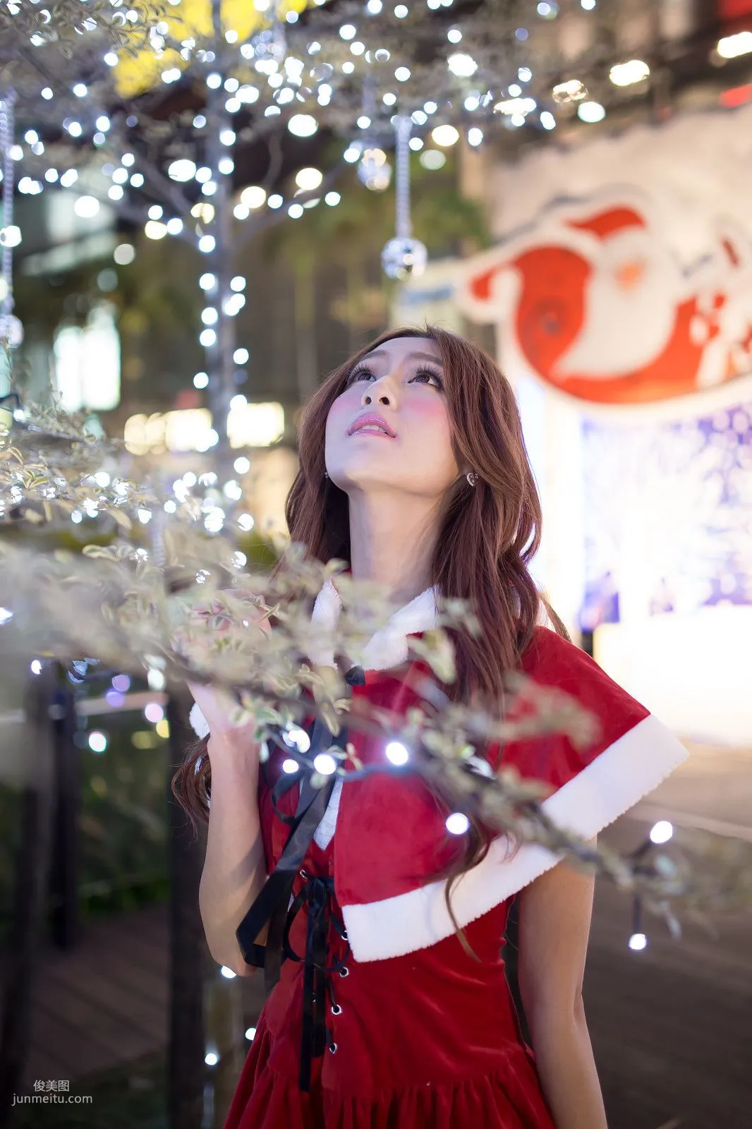 Winnie Xiaoxue/Zhuang Yonghui Christmas Short Skirt Night Shoot Photo Set photo 71