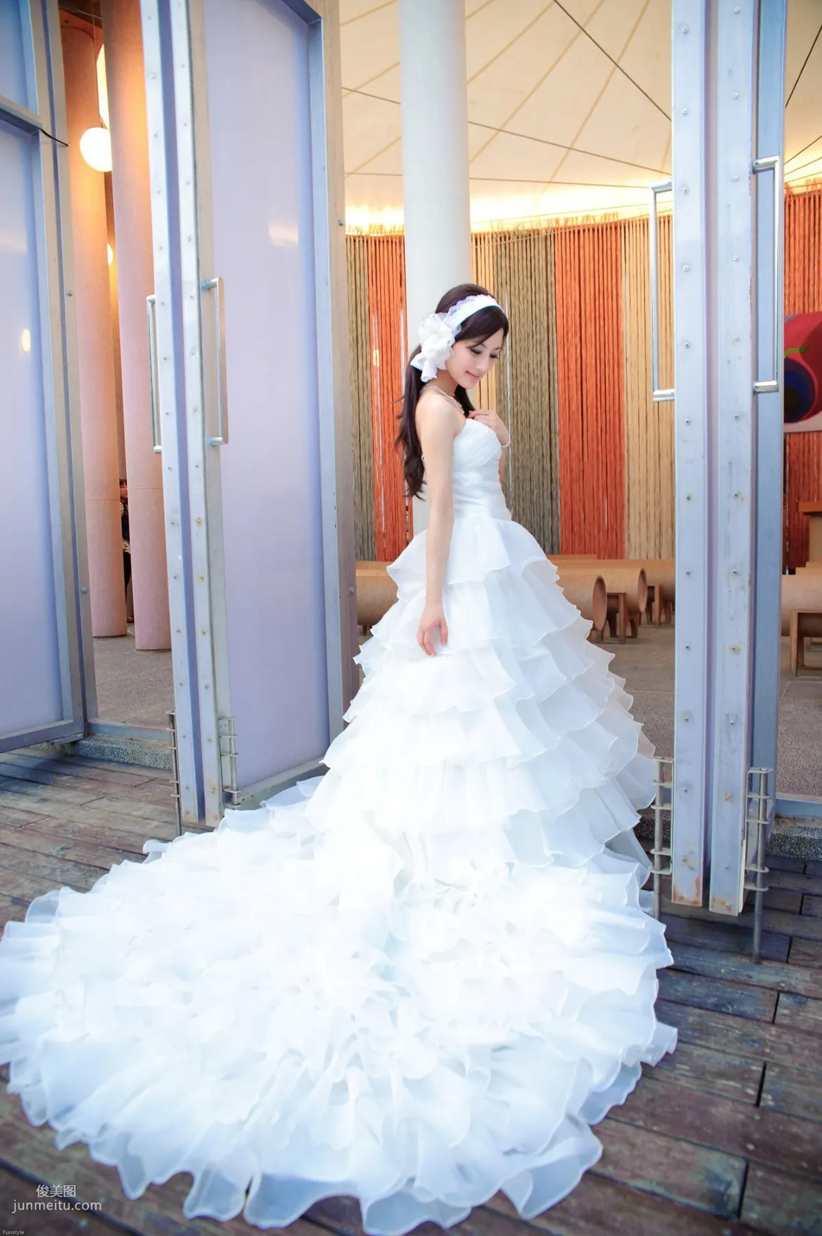 Zhang Kaijie / Zhang Yunfei "Sun Moon Lake + Paper Church (Wedding Dress)" Photo Set photo 50