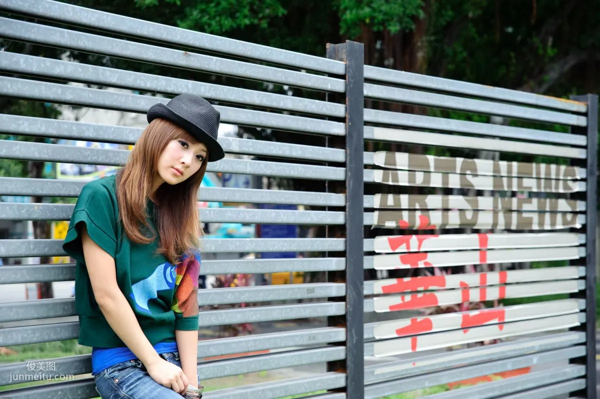 果子Mikako、Minako《台大外拍》第1部 写真集23