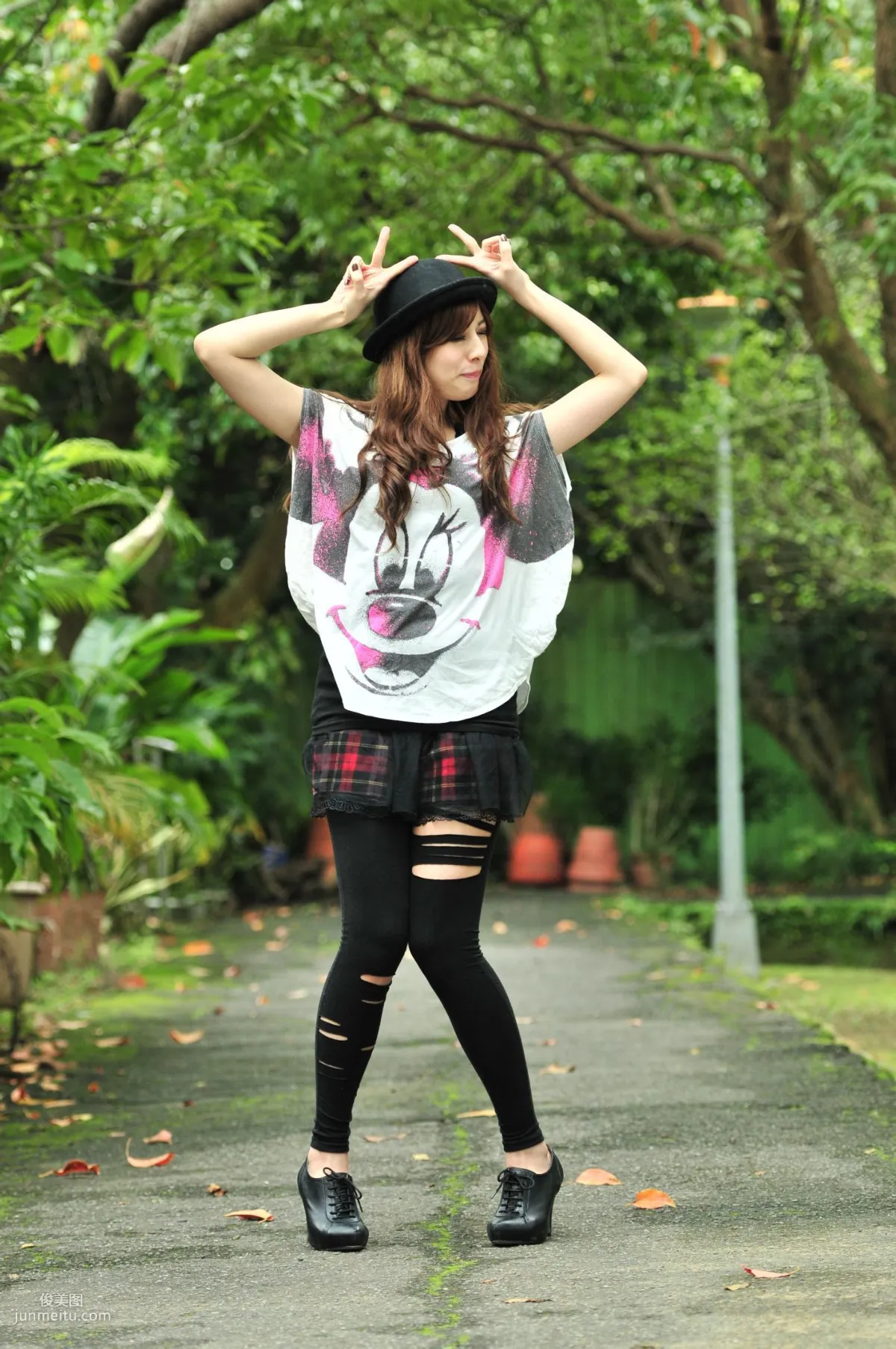 Taiwan Beauty Xiao Mi Kate su, Fresh Outdoor Shoot Photo Collection photo 38