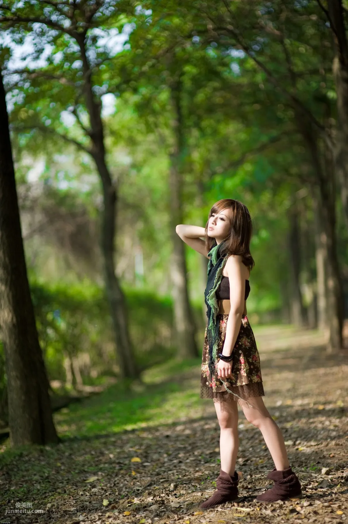 Guo Zi MM/Zhang Kaijie, Sisi South Village + Daan Forest Park Outdoor Shoot Photo Set photo 11