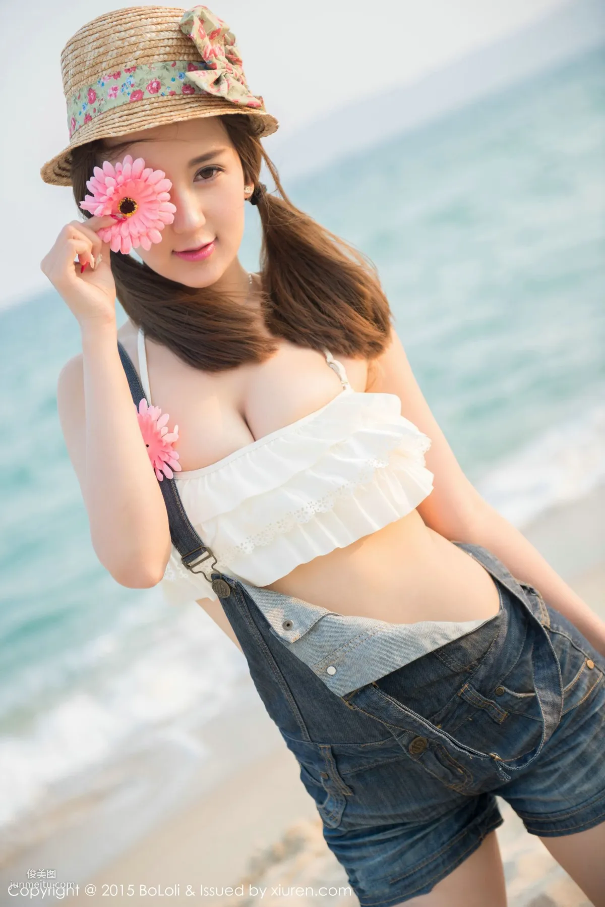Monkey_Xiao Panshu Sanya Travel Shoot Cute and Beautiful Outdoor Shoot Series [Boluoshe] Vol.015 Photo Set photo 43
